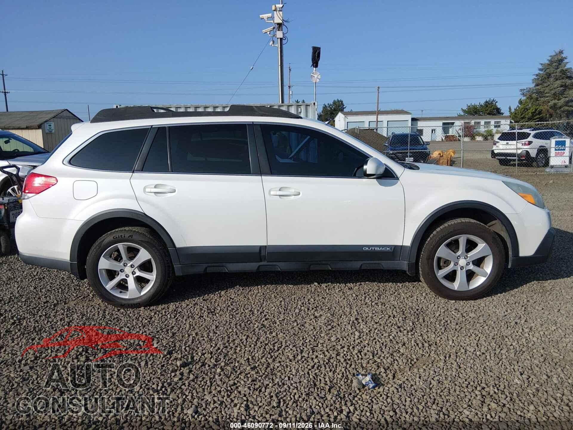 SUBARU OUTBACK 2013 - 4S4BRBCC4D1285992