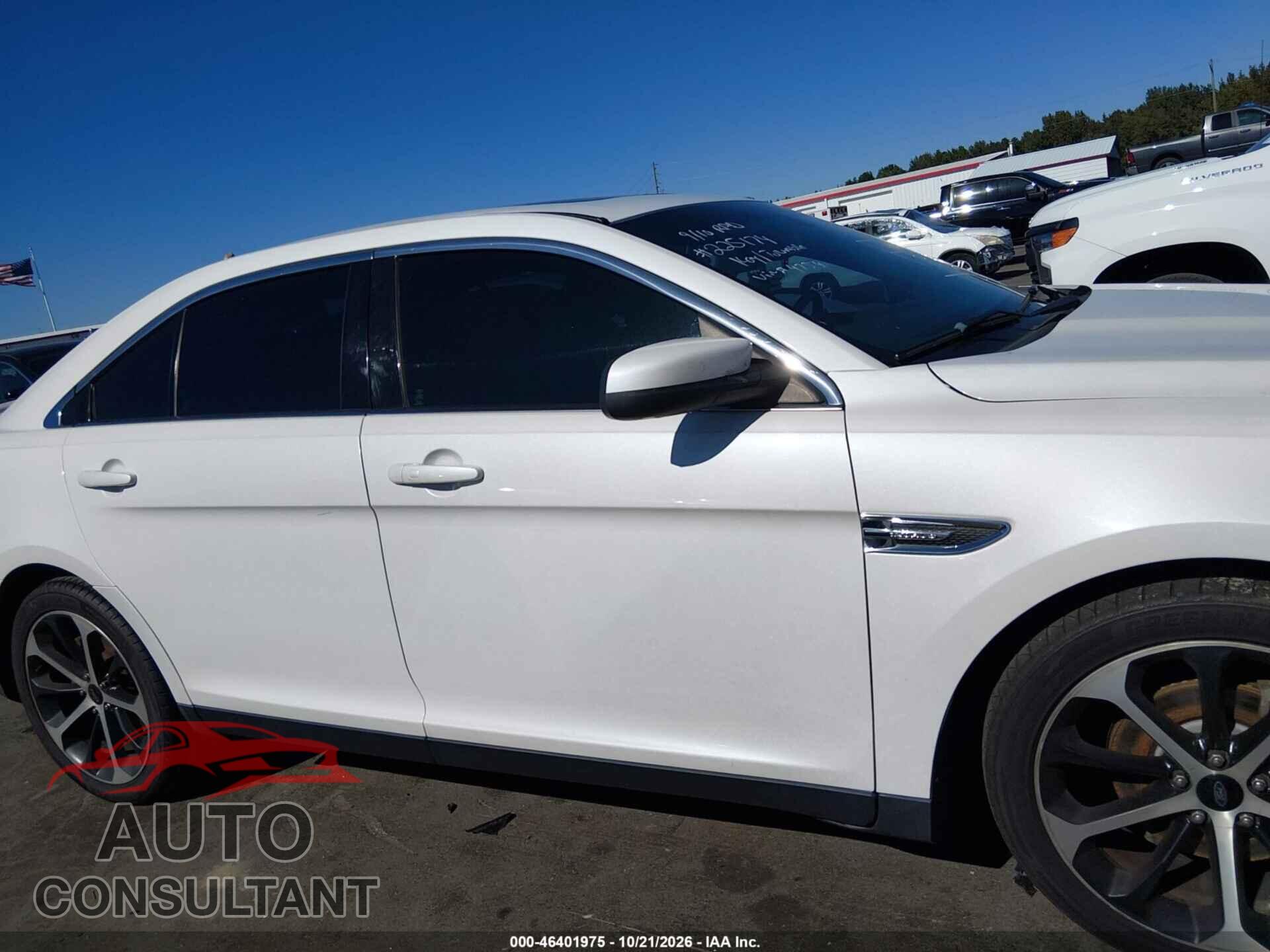 FORD TAURUS 2015 - 1FAHP2E80FG194754
