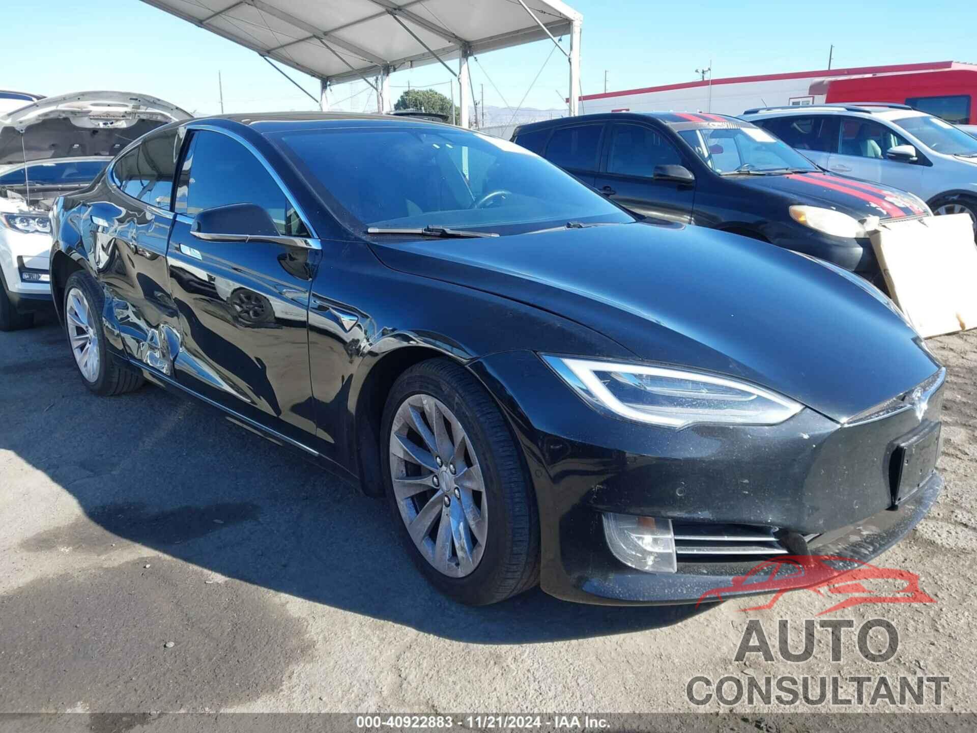 TESLA MODEL S 2018 - 5YJSA1E26JF275543