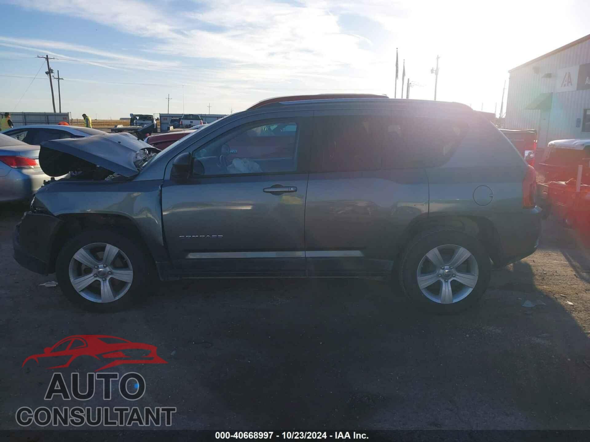 JEEP COMPASS 2011 - 1J4NT1FA2BD253359