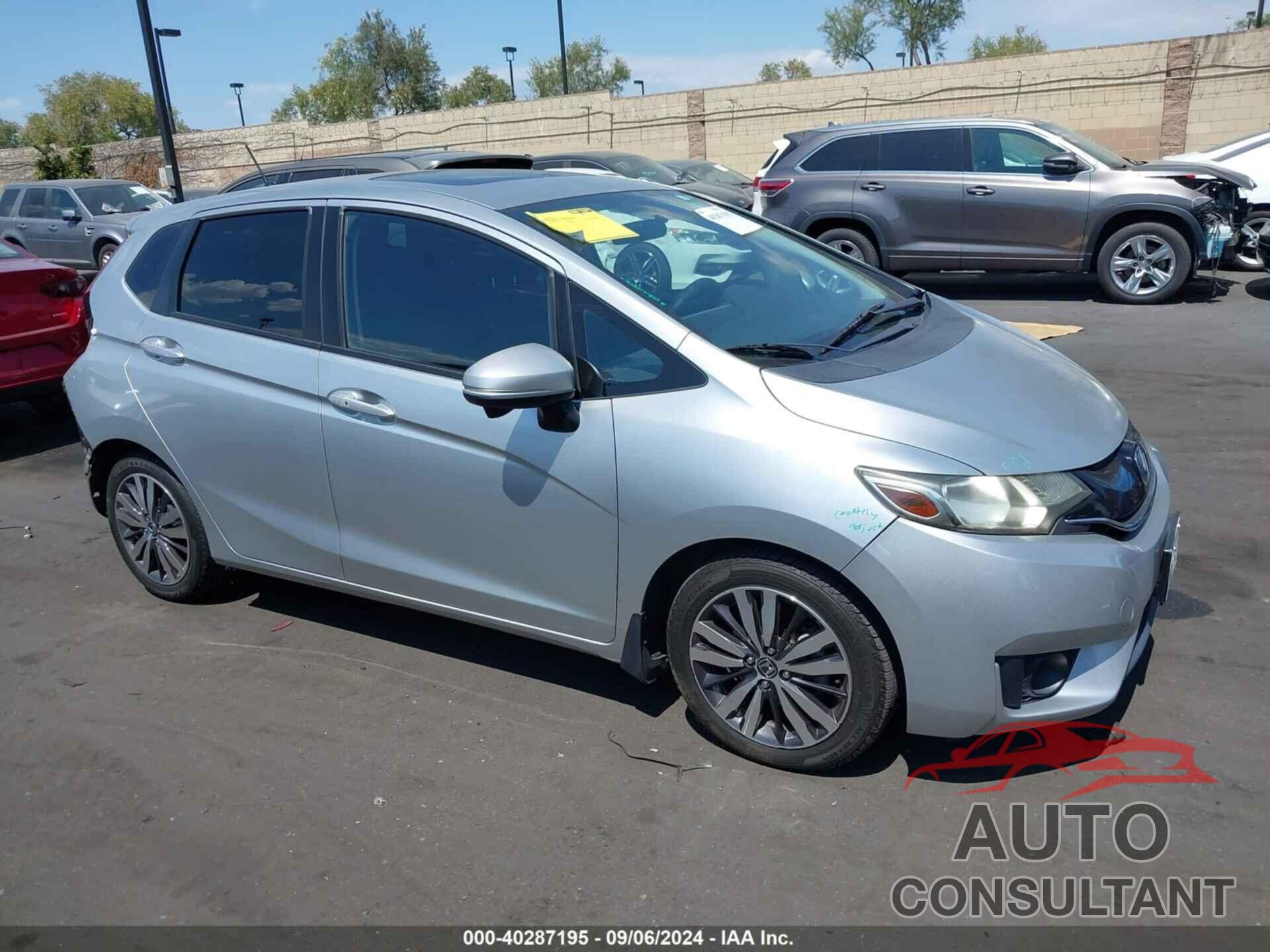 HONDA FIT 2016 - JHMGK5H74GX005564