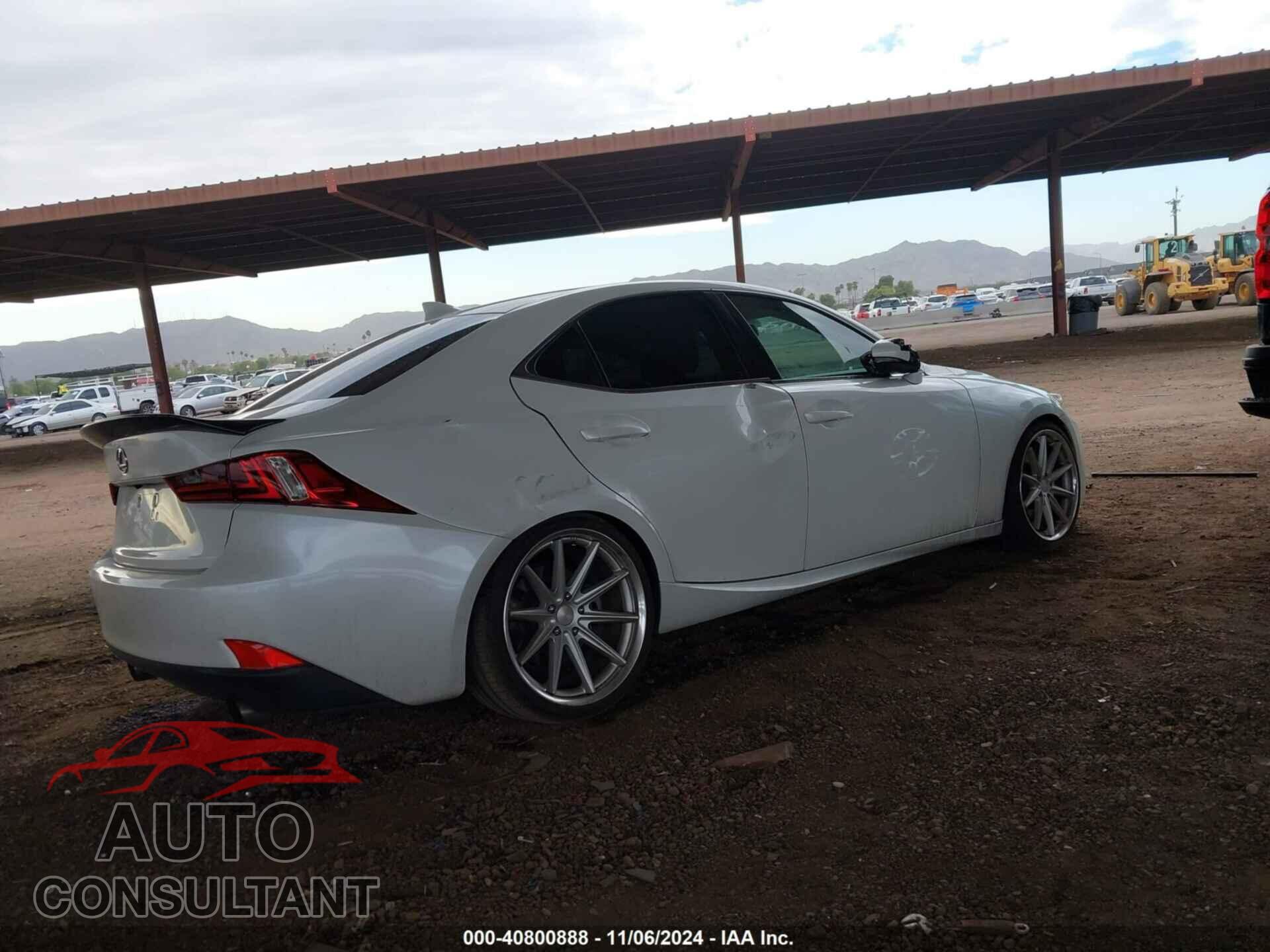 LEXUS IS 350 2014 - JTHBE1D21E5000738
