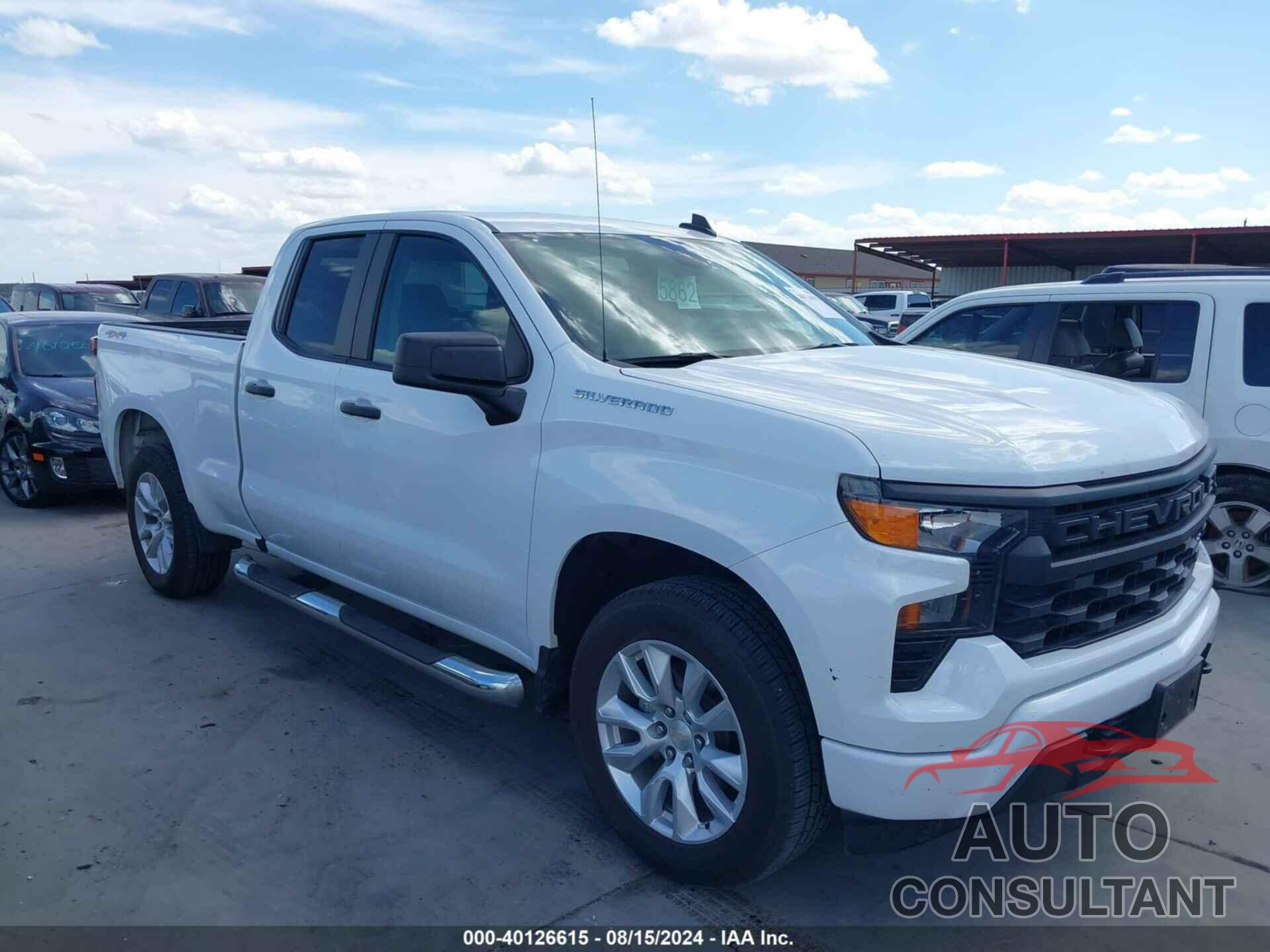 CHEVROLET SILVERADO 1500 2022 - 1GCRDBEK8NZ509693