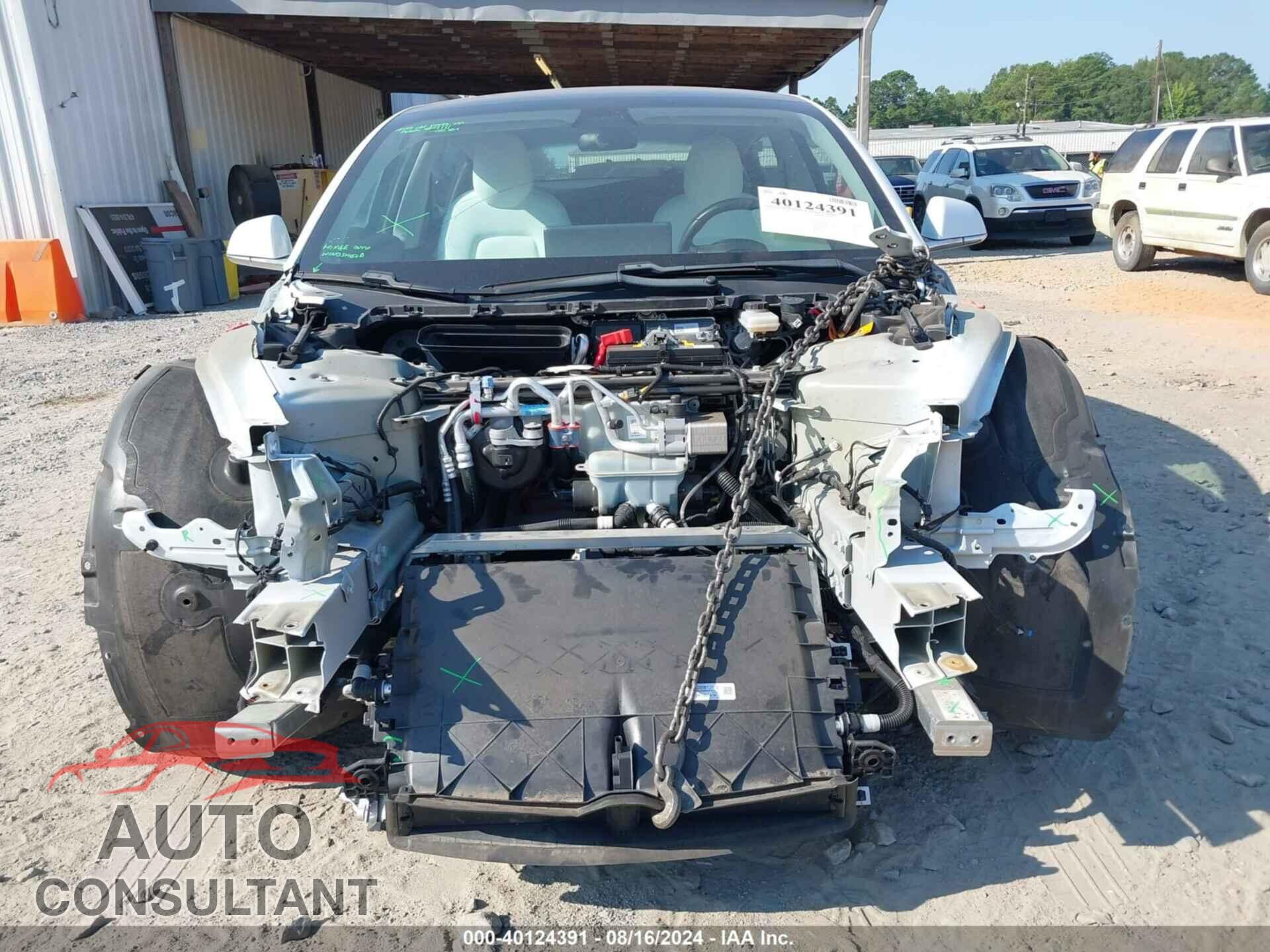 TESLA MODEL 3 2018 - 5YJ3E1EA5JF168533