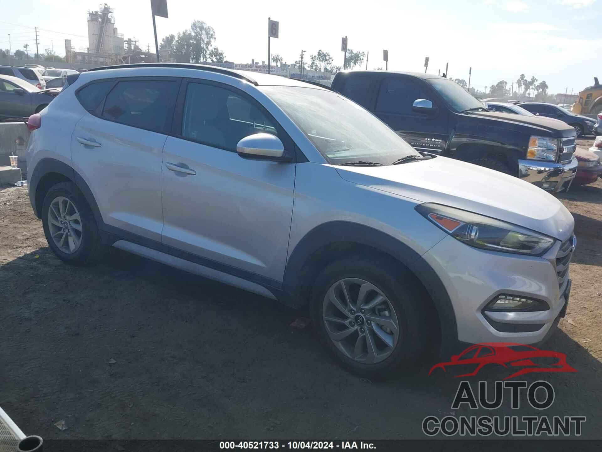 HYUNDAI TUCSON 2018 - KM8J33A41JU653439