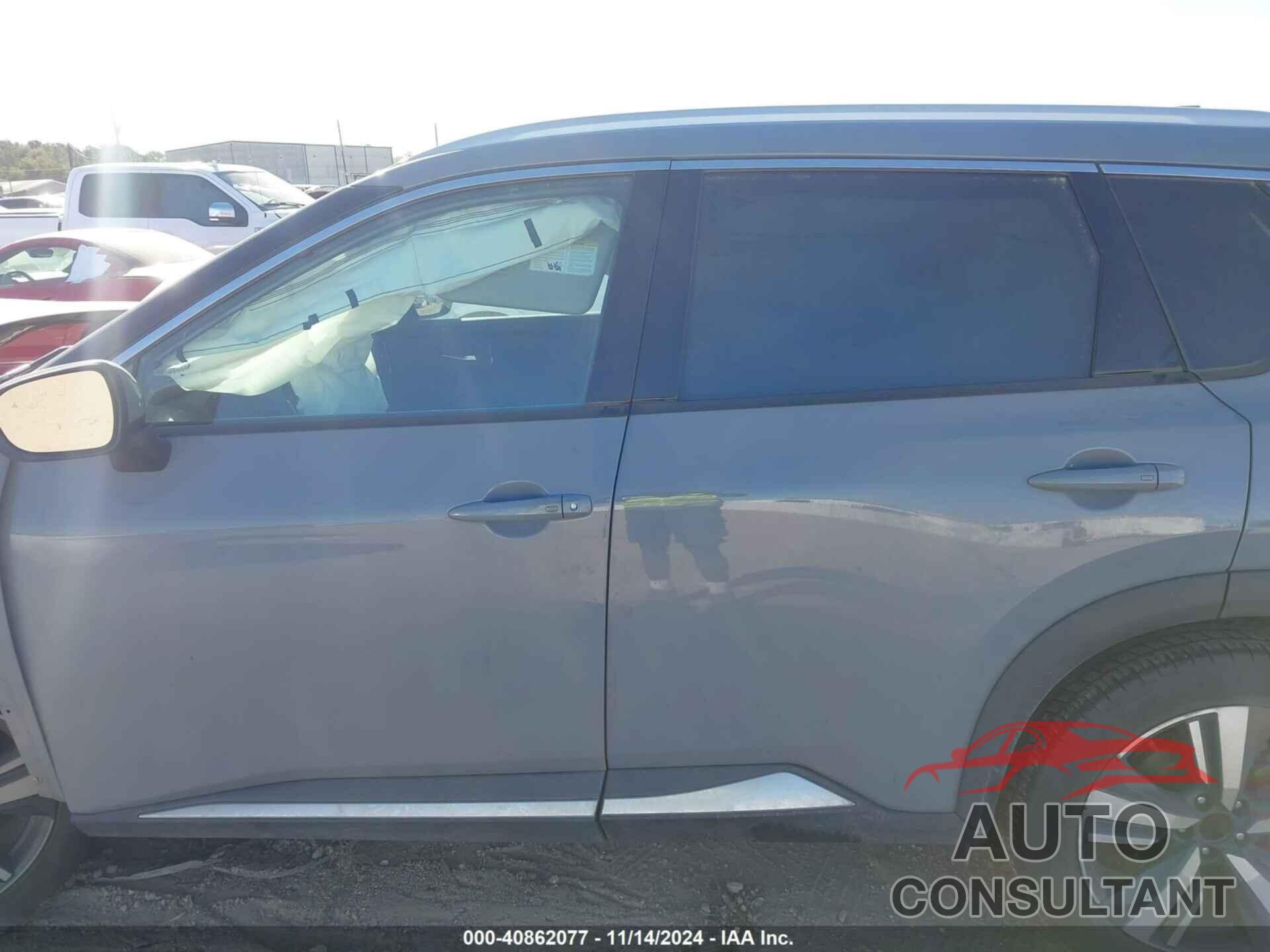 NISSAN ROGUE 2022 - 5N1BT3CA0NC720423