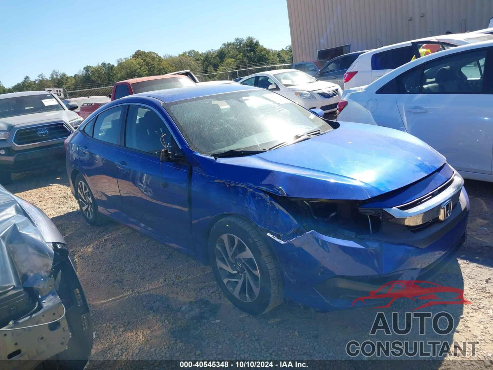 HONDA CIVIC 2018 - 2HGFC2F74JH607499