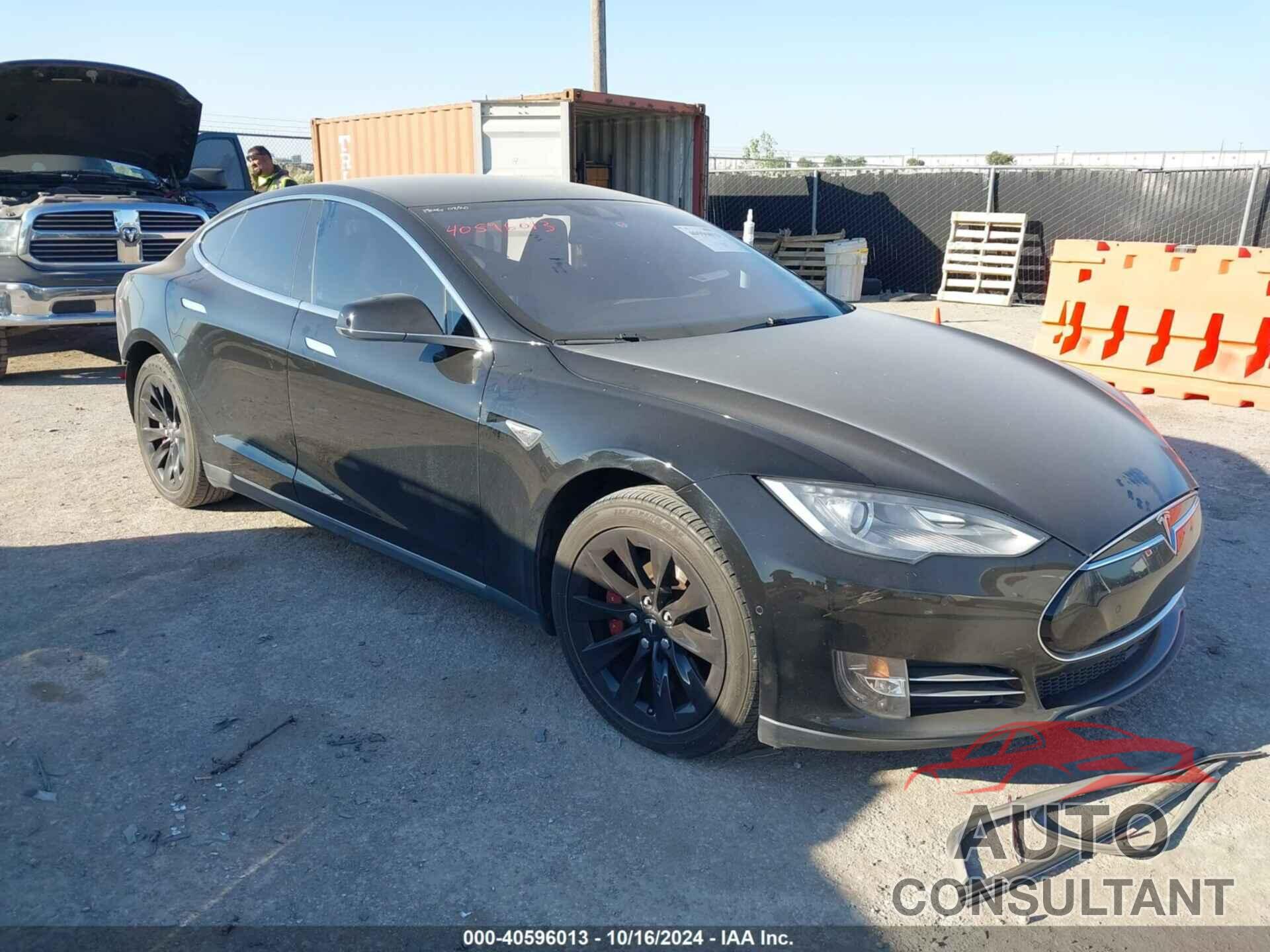 TESLA MODEL S 2016 - 5YJSA1E18GF134036