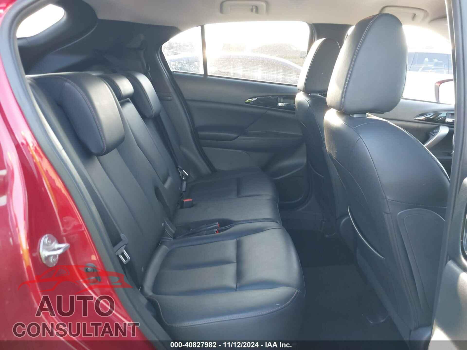 MITSUBISHI ECLIPSE CROSS 2018 - JA4AT5AA2JZ037672