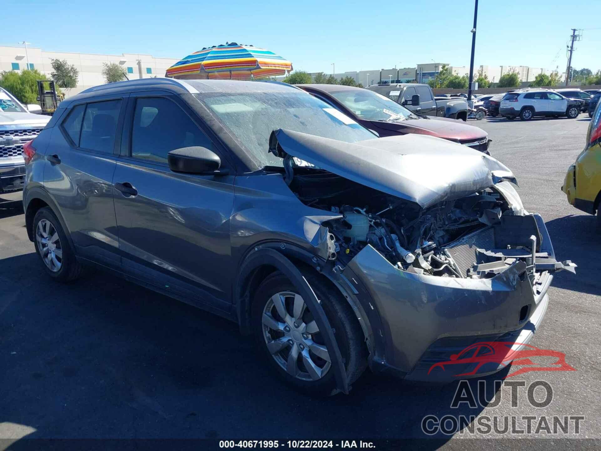 NISSAN KICKS 2018 - 3N1CP5CU1JL519361