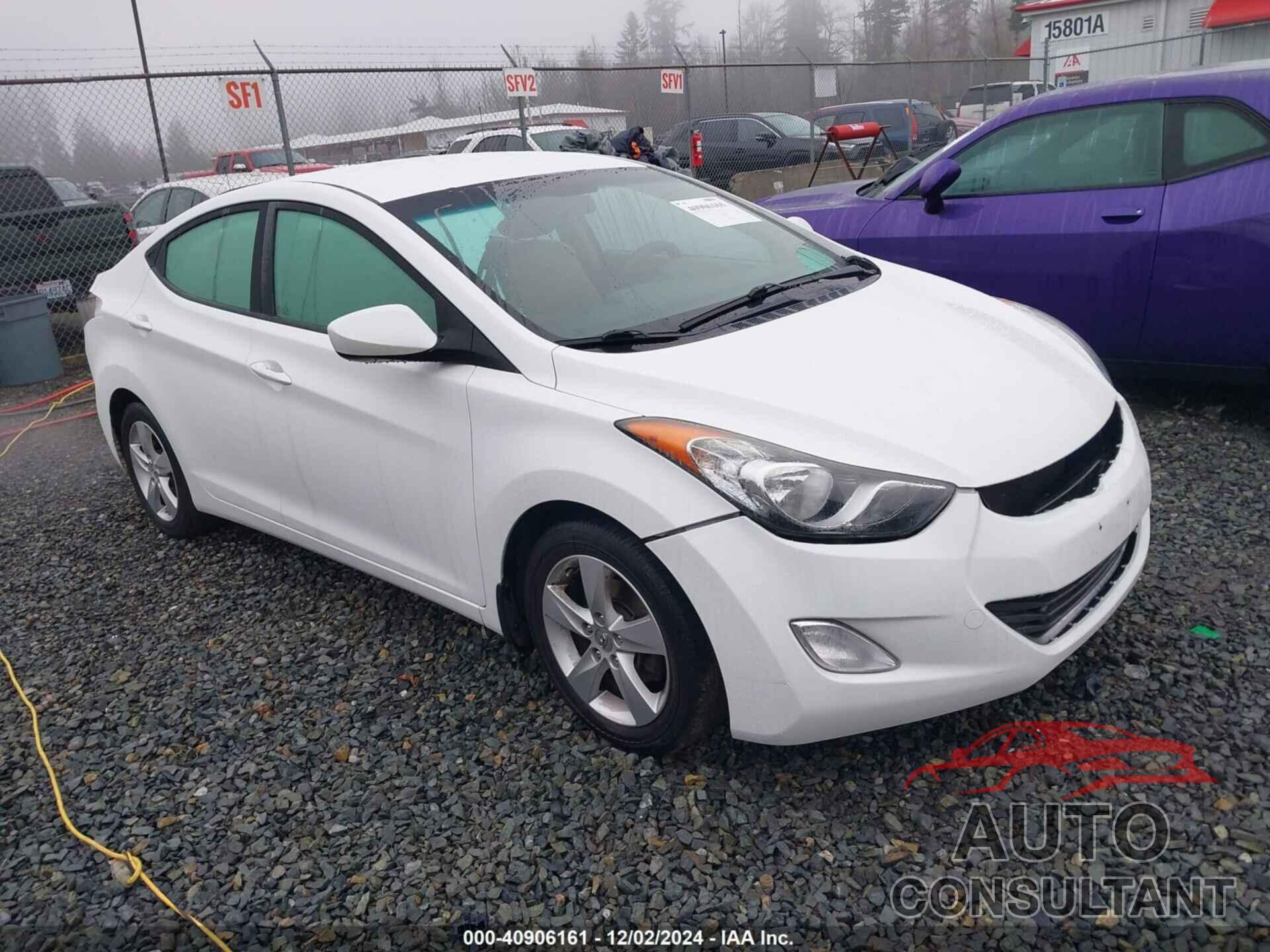 HYUNDAI ELANTRA 2013 - 5NPDH4AE5DH249155