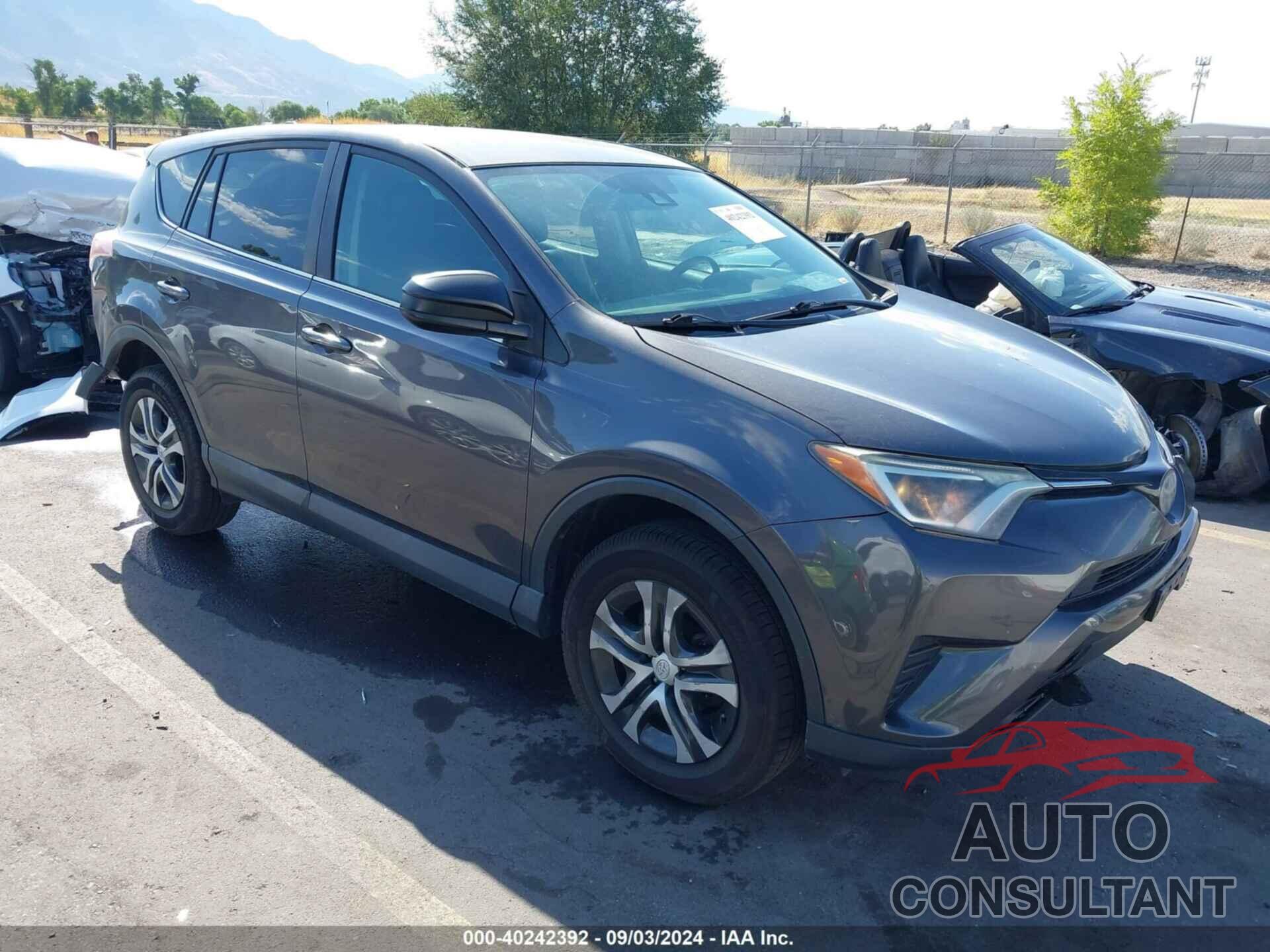 TOYOTA RAV4 2018 - 2T3BFREV9JW739817