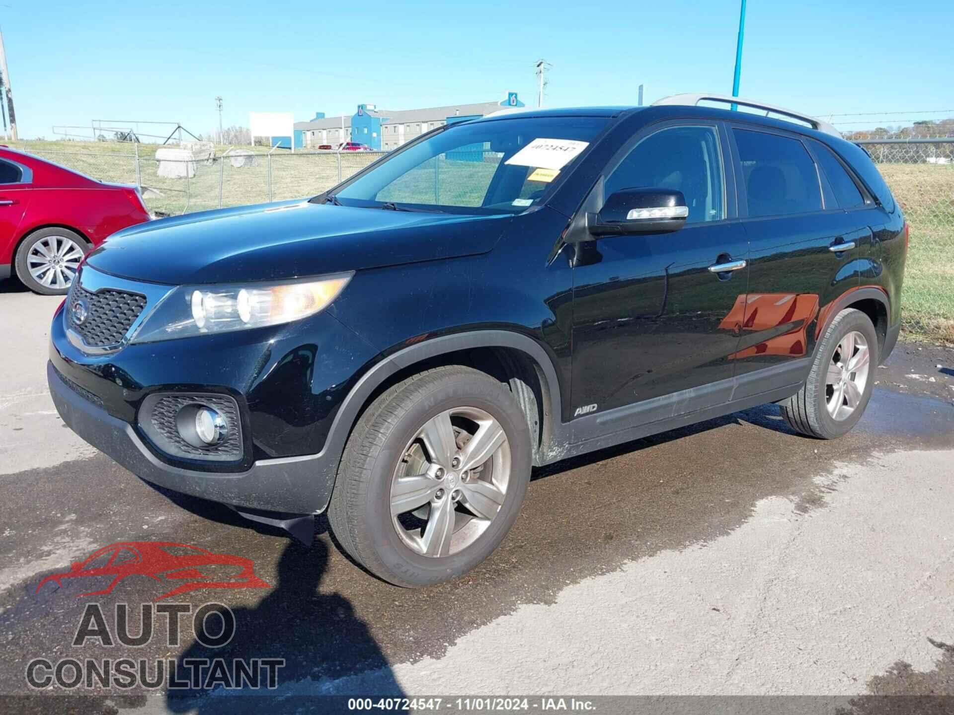 KIA SORENTO 2013 - 5XYKUDA20DG324151
