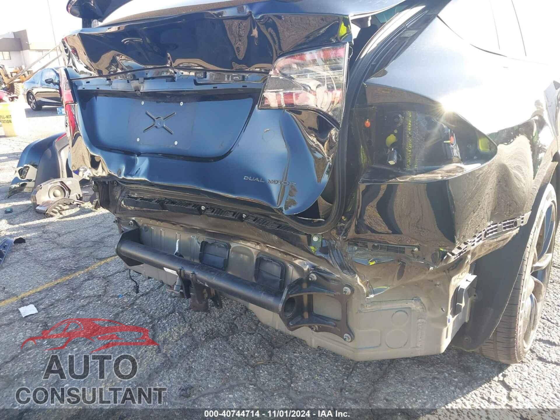 TESLA MODEL X 2020 - 5YJXCDE26LF239727