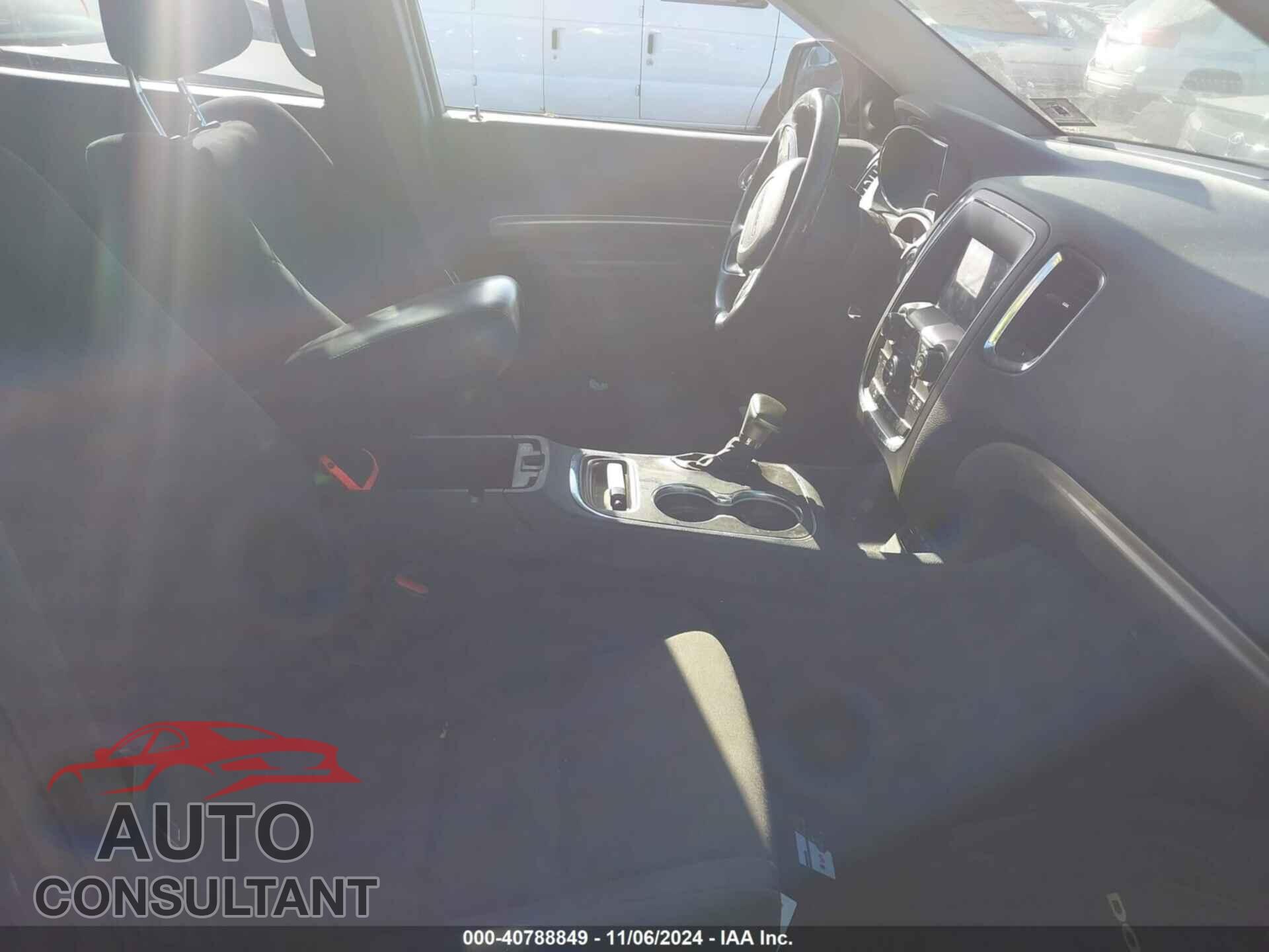 DODGE DURANGO 2018 - 1C4RDJAG2JC111467