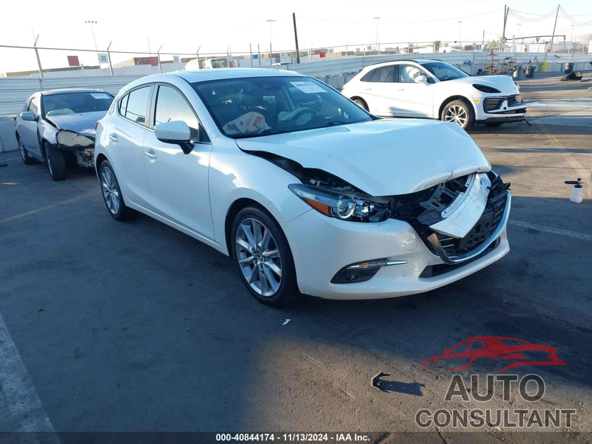 MAZDA MAZDA3 2017 - JM1BN1M39H1107221