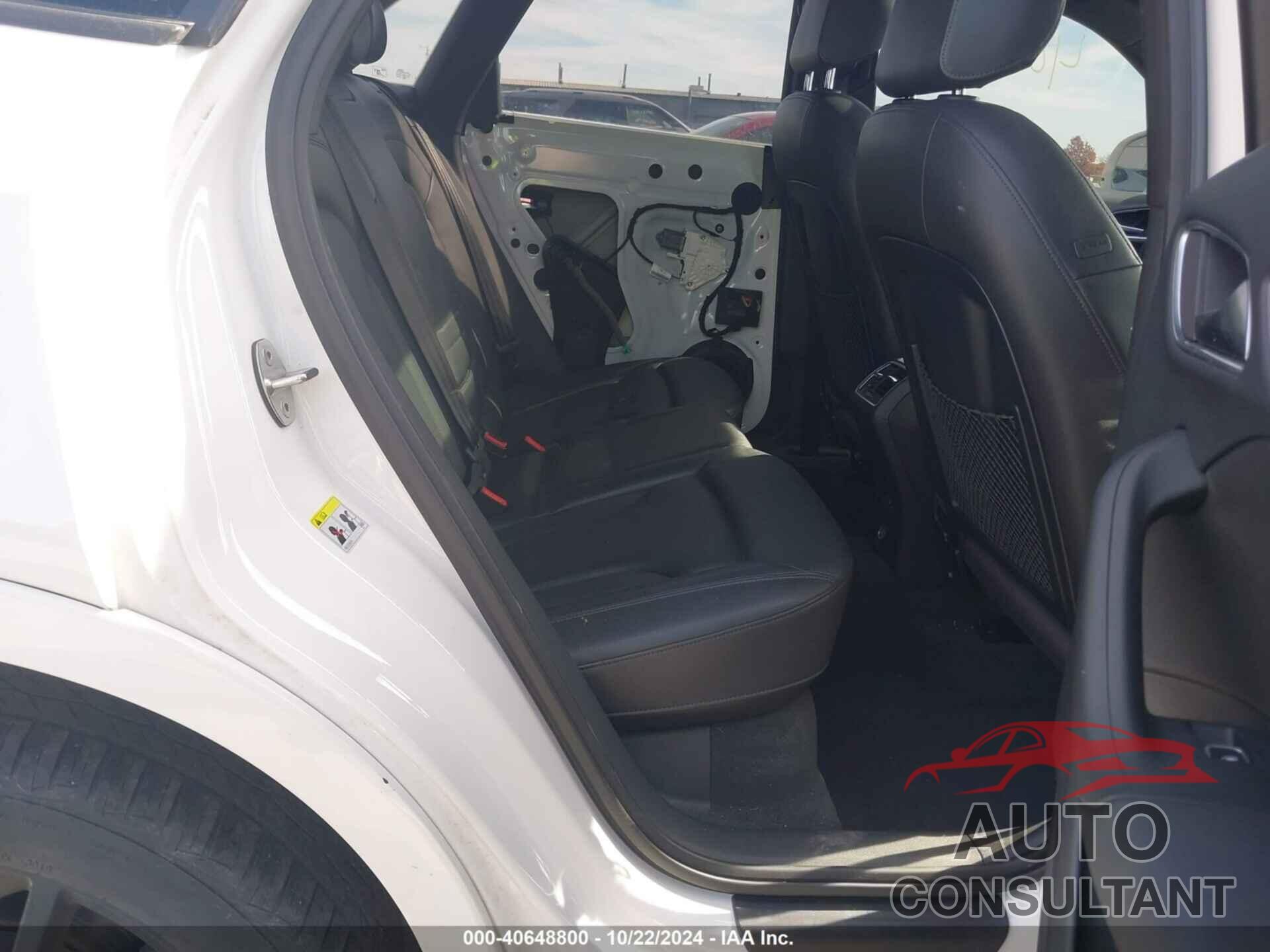 AUDI Q3 2017 - WA1ECCFS0HR008186