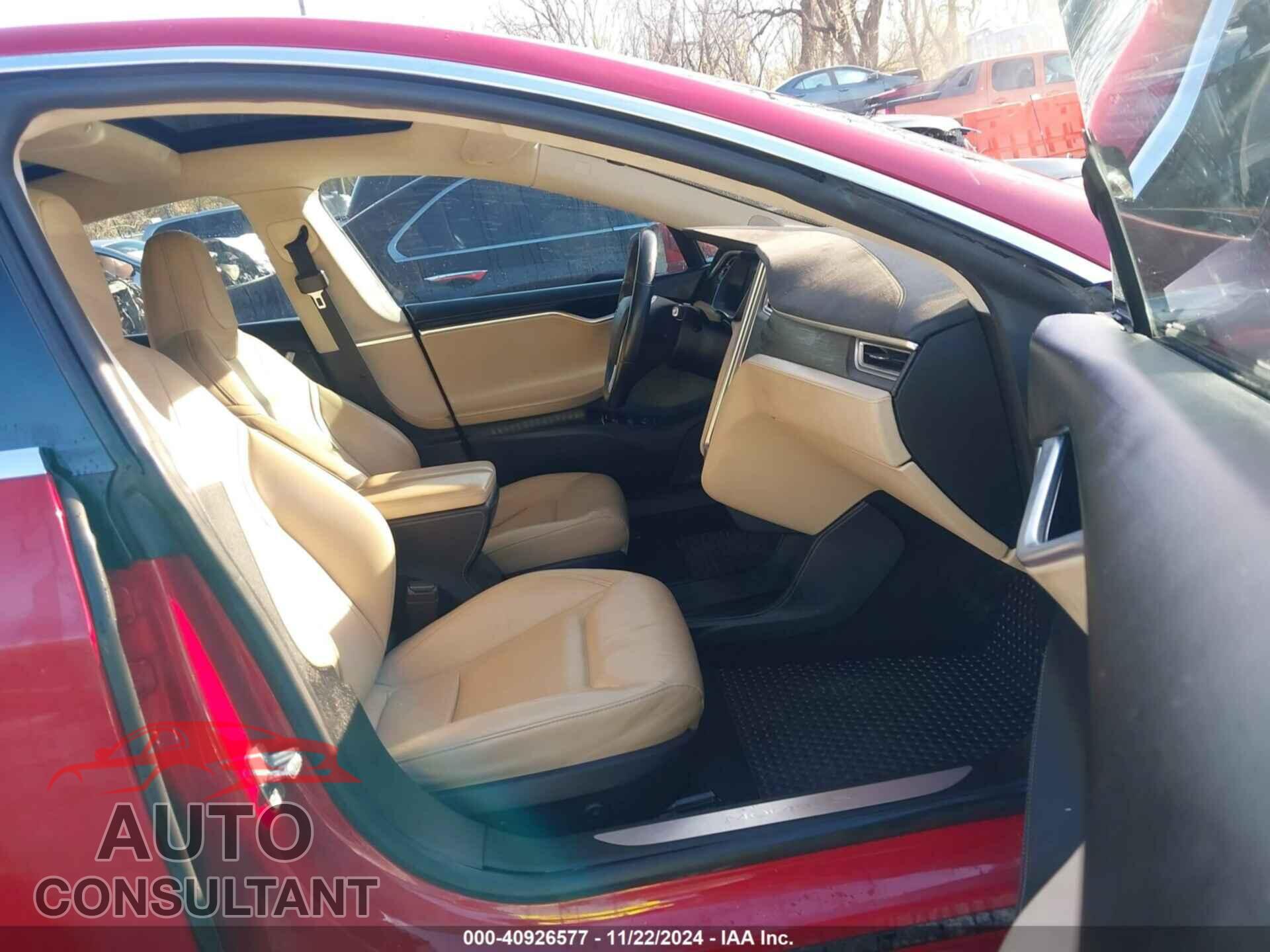 TESLA MODEL S 2015 - 5YJSA1E21FF102861