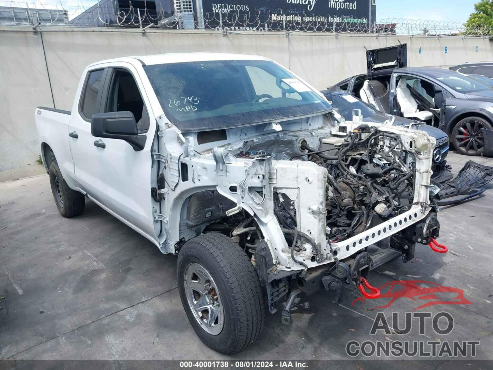 CHEVROLET SILVERADO 1500 2019 - 1GCRYCEH5KZ219003