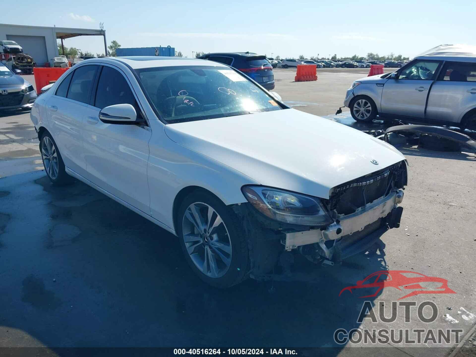 MERCEDES-BENZ C 300 2018 - 55SWF4JB9JU241248