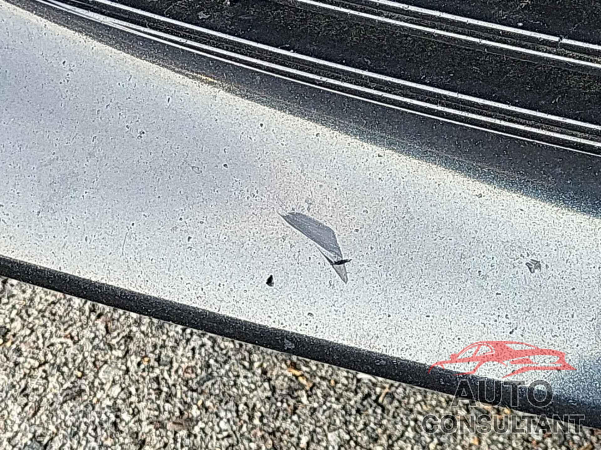 TOYOTA COROLLA 2018 - 2T1BURHE2JC093886