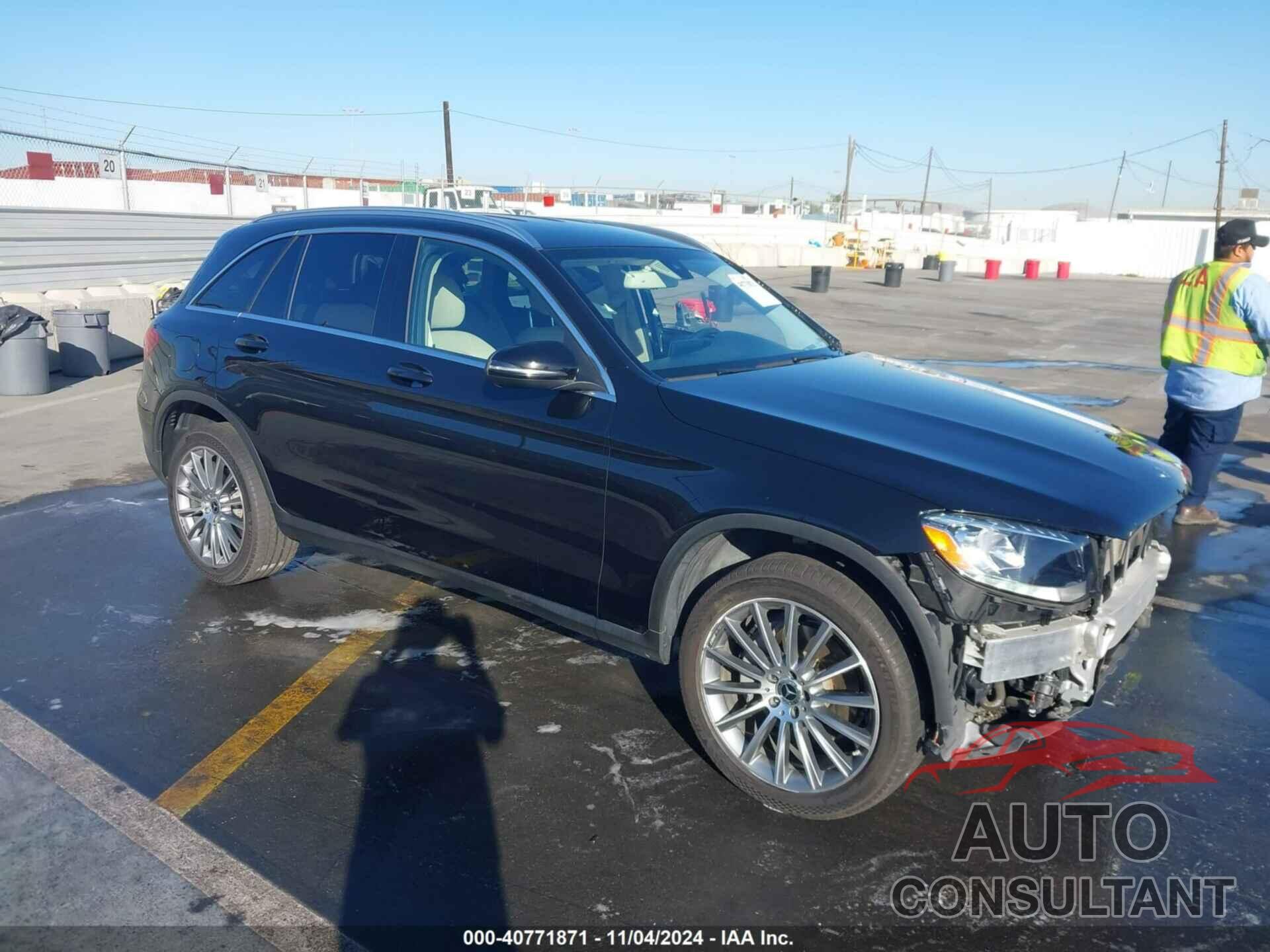 MERCEDES-BENZ GLC 300 2019 - WDC0G4JB7KF549966