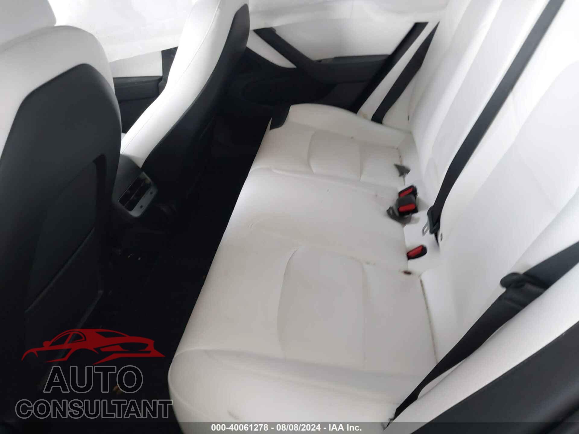 TESLA MODEL 3 2018 - 5YJ3E1EA6JF155189