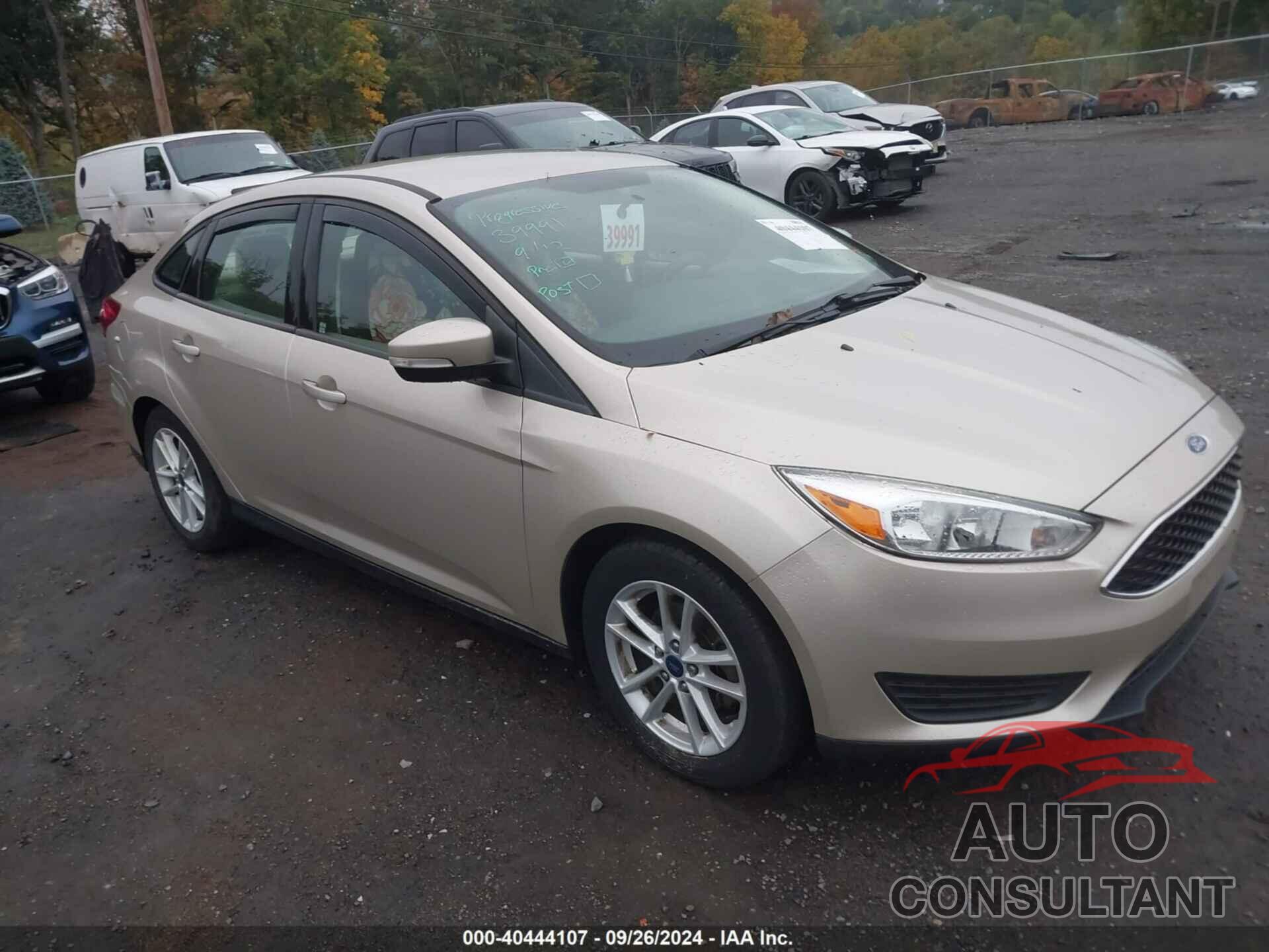 FORD FOCUS 2017 - 1FADP3F25HL335617