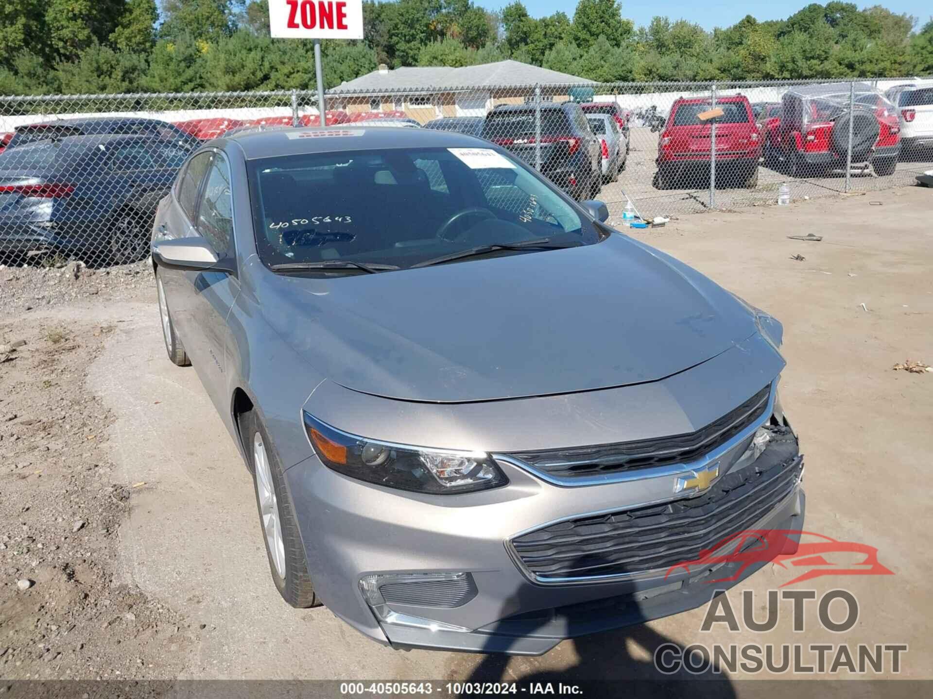 CHEVROLET MALIBU 2017 - 1G1ZE5ST5HF149101