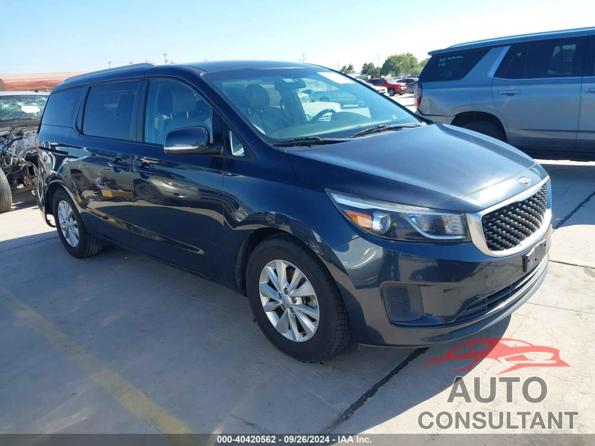 KIA SEDONA 2017 - KNDMB5C13H6230492