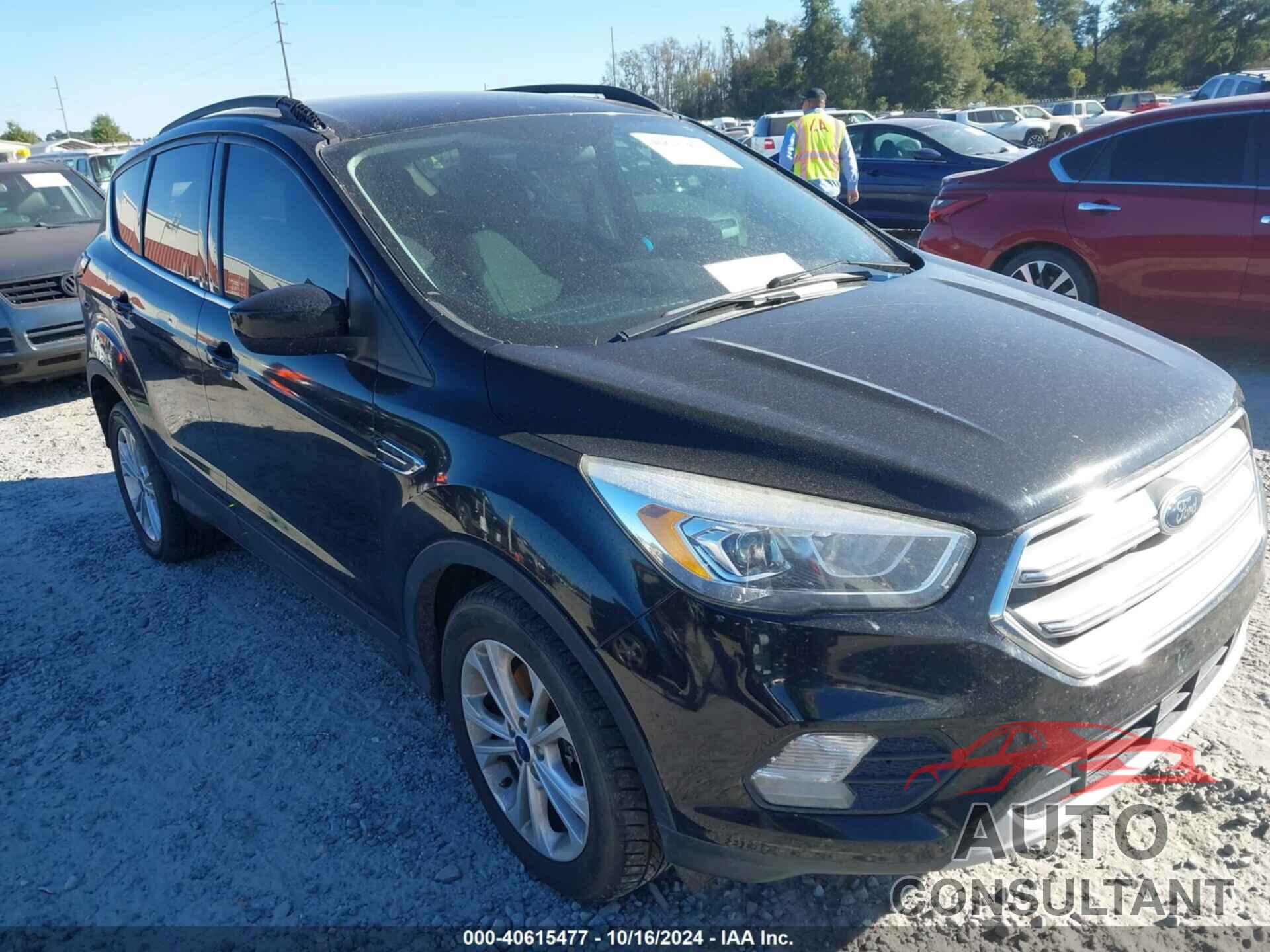 FORD ESCAPE 2017 - 1FMCU0G93HUD09404