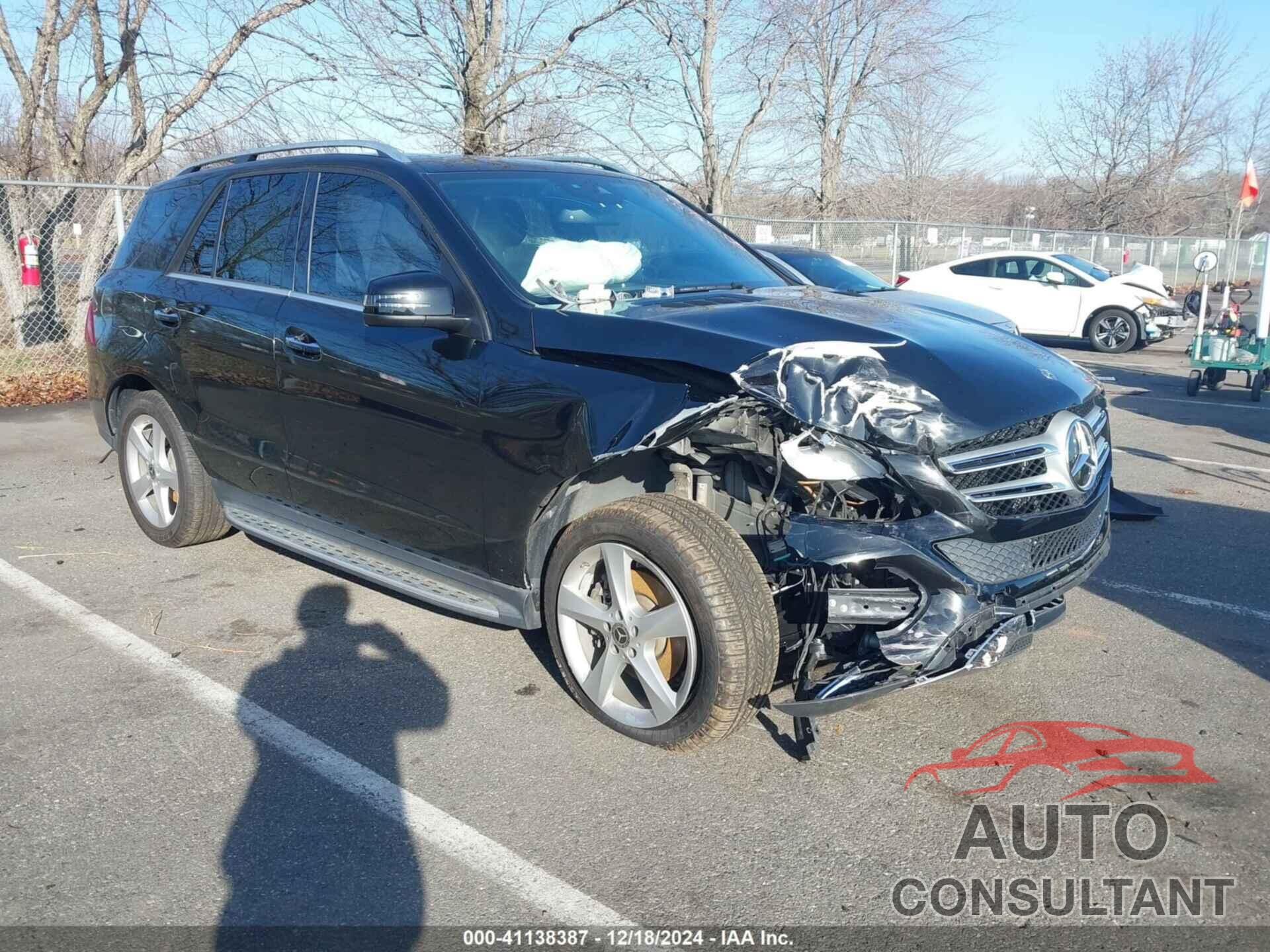 MERCEDES-BENZ GLE 2018 - 4JGDA5JB1JB021730