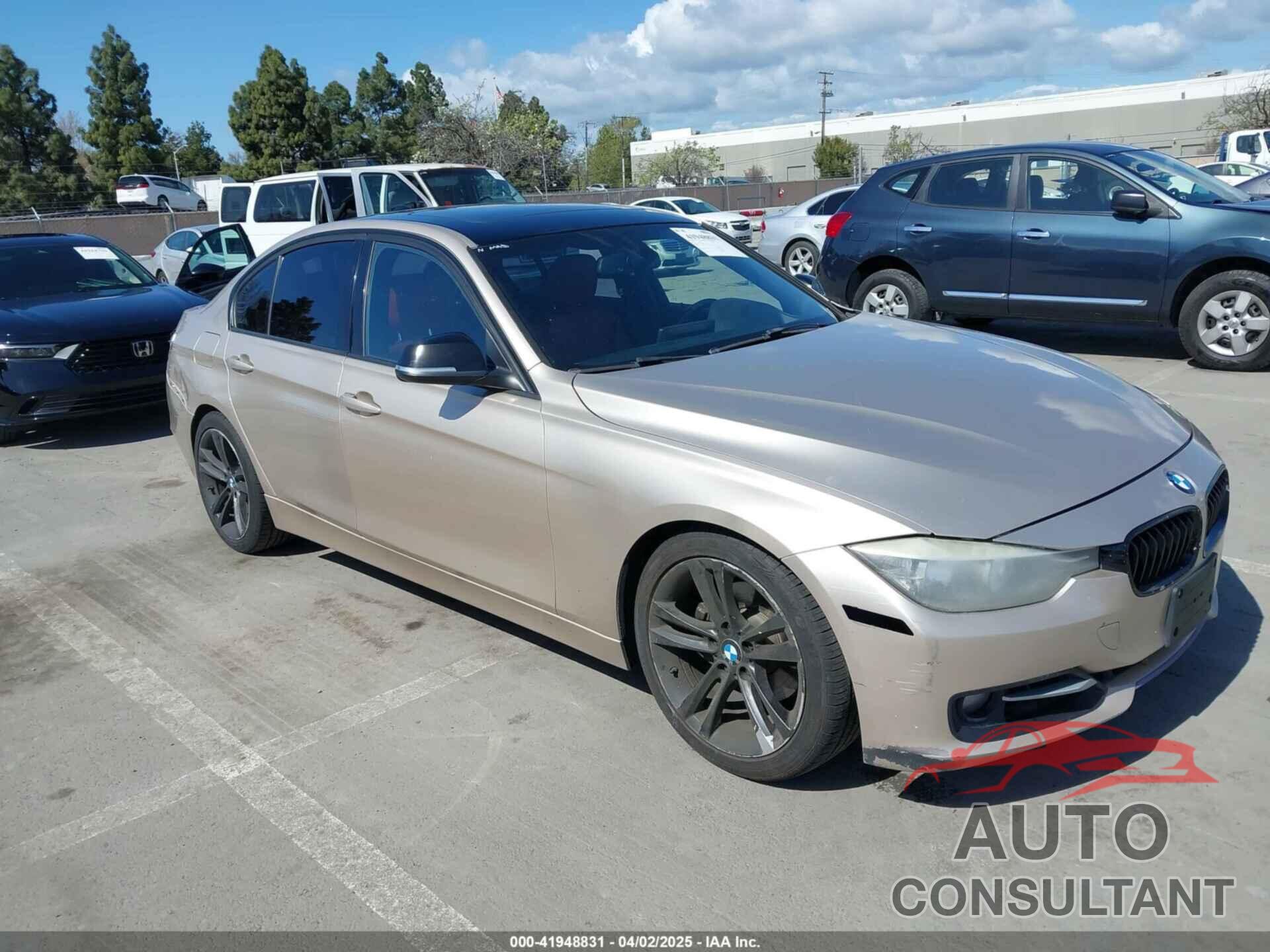 BMW 328I 2013 - WBA3C1G58DNR44453