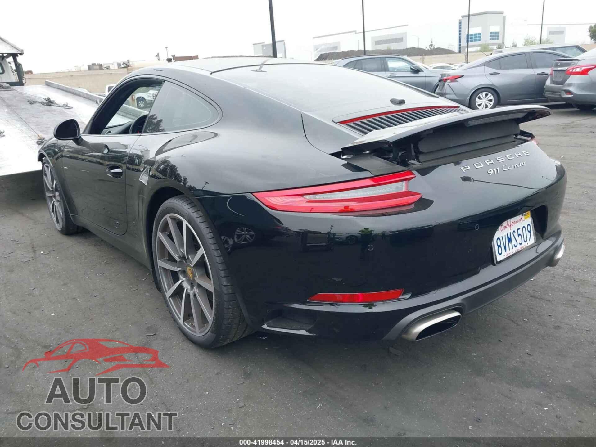 PORSCHE 911 2018 - WP0AA2A90JS105492