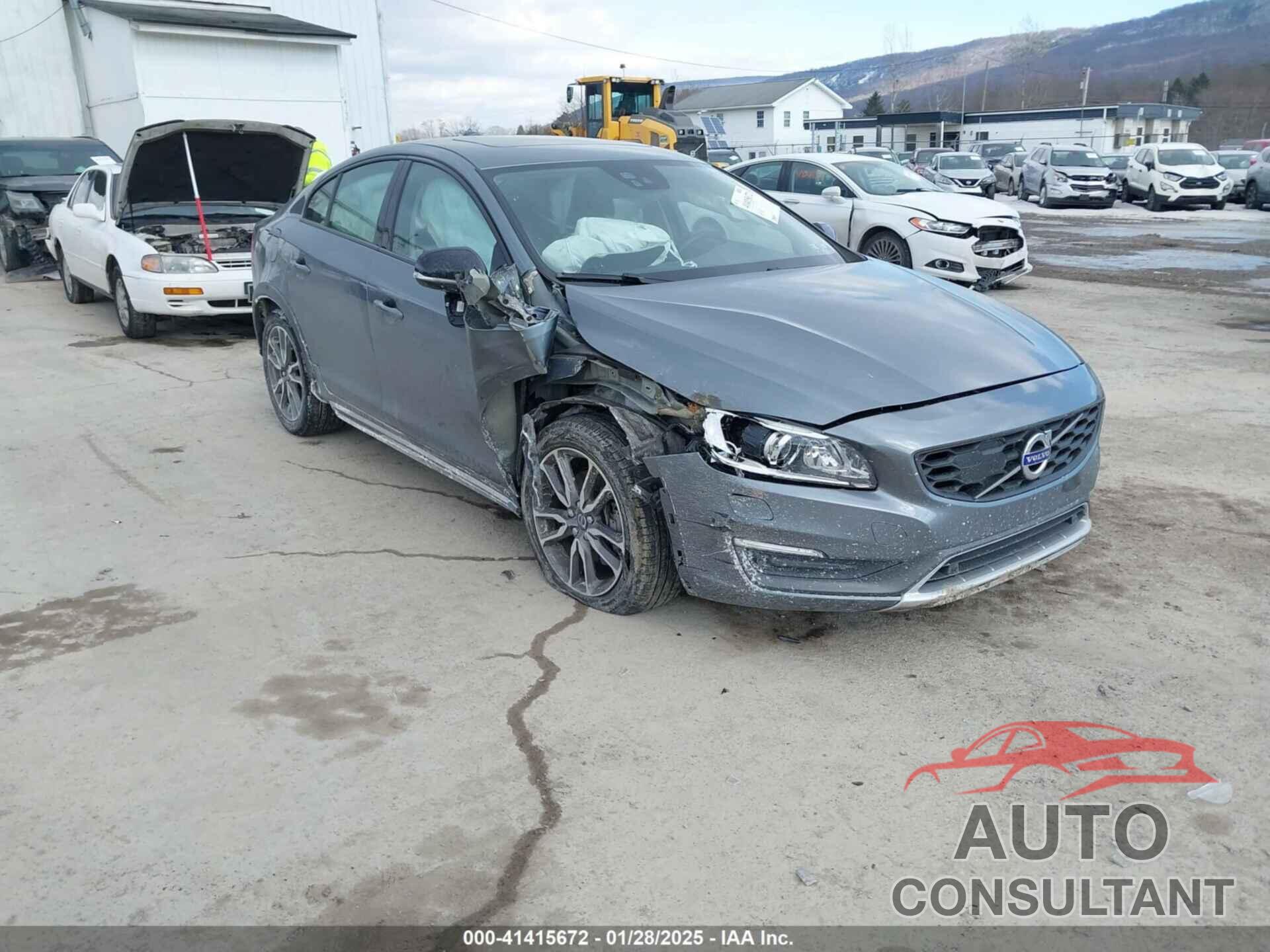 VOLVO S60 CROSS COUNTRY 2016 - YV4612UM2G2000450