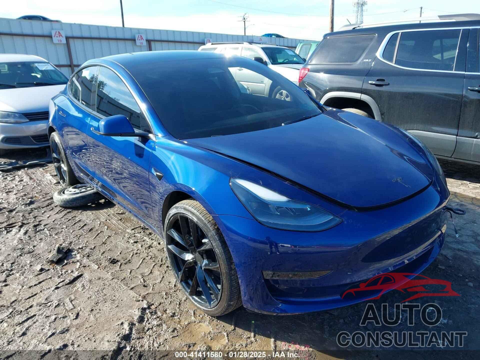 TESLA MODEL 3 2023 - 5YJ3E1EB0PF688172