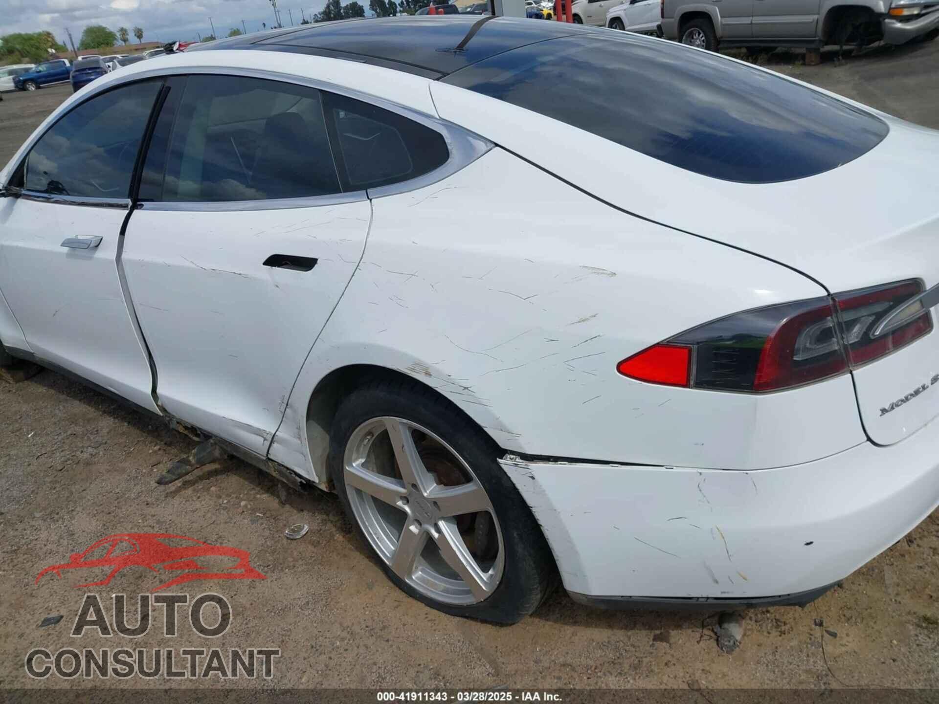 TESLA MODEL S 2013 - 5YJSA1CN0DFP31750