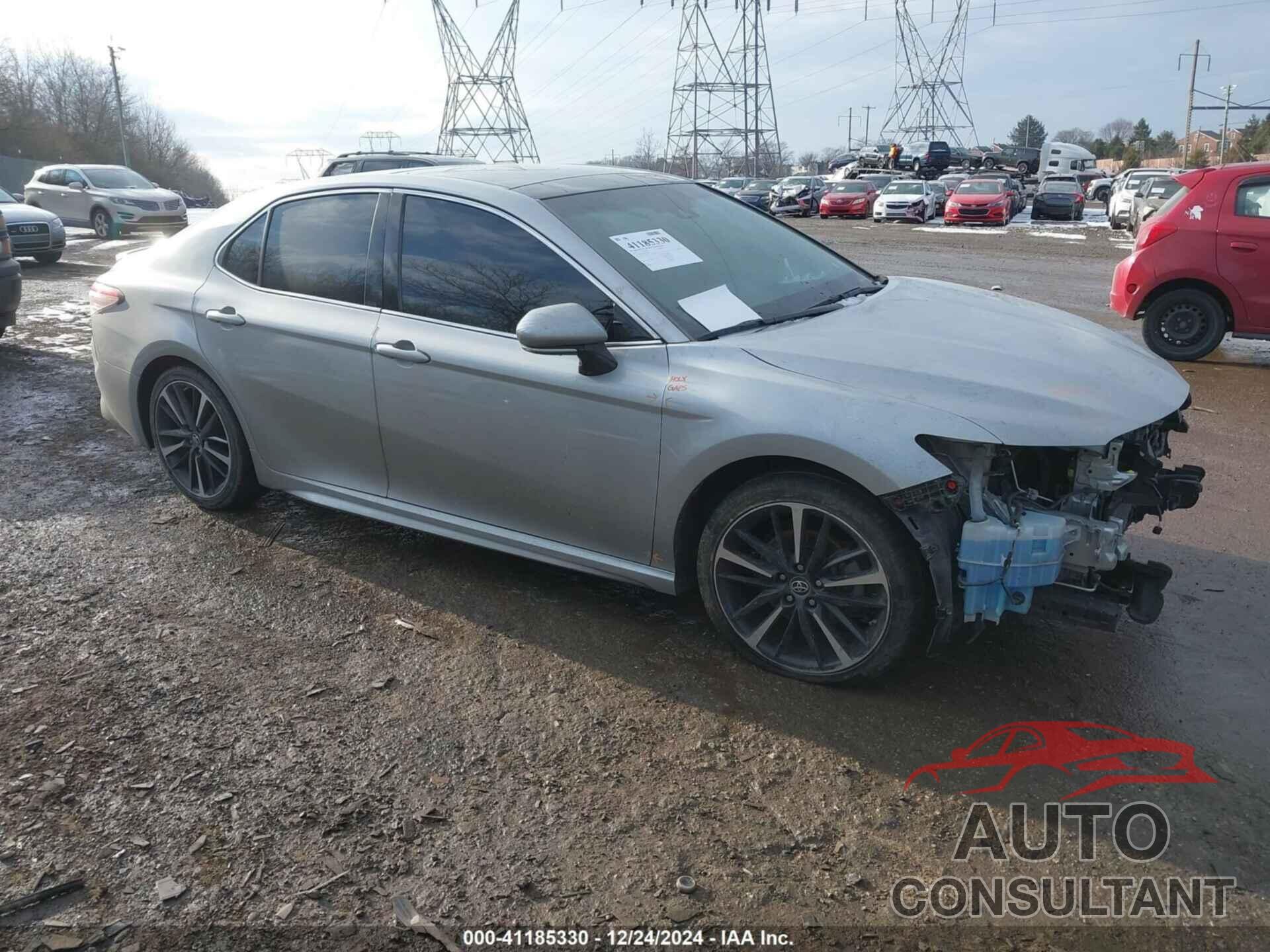 TOYOTA CAMRY 2018 - 4T1B61HK0JU128330