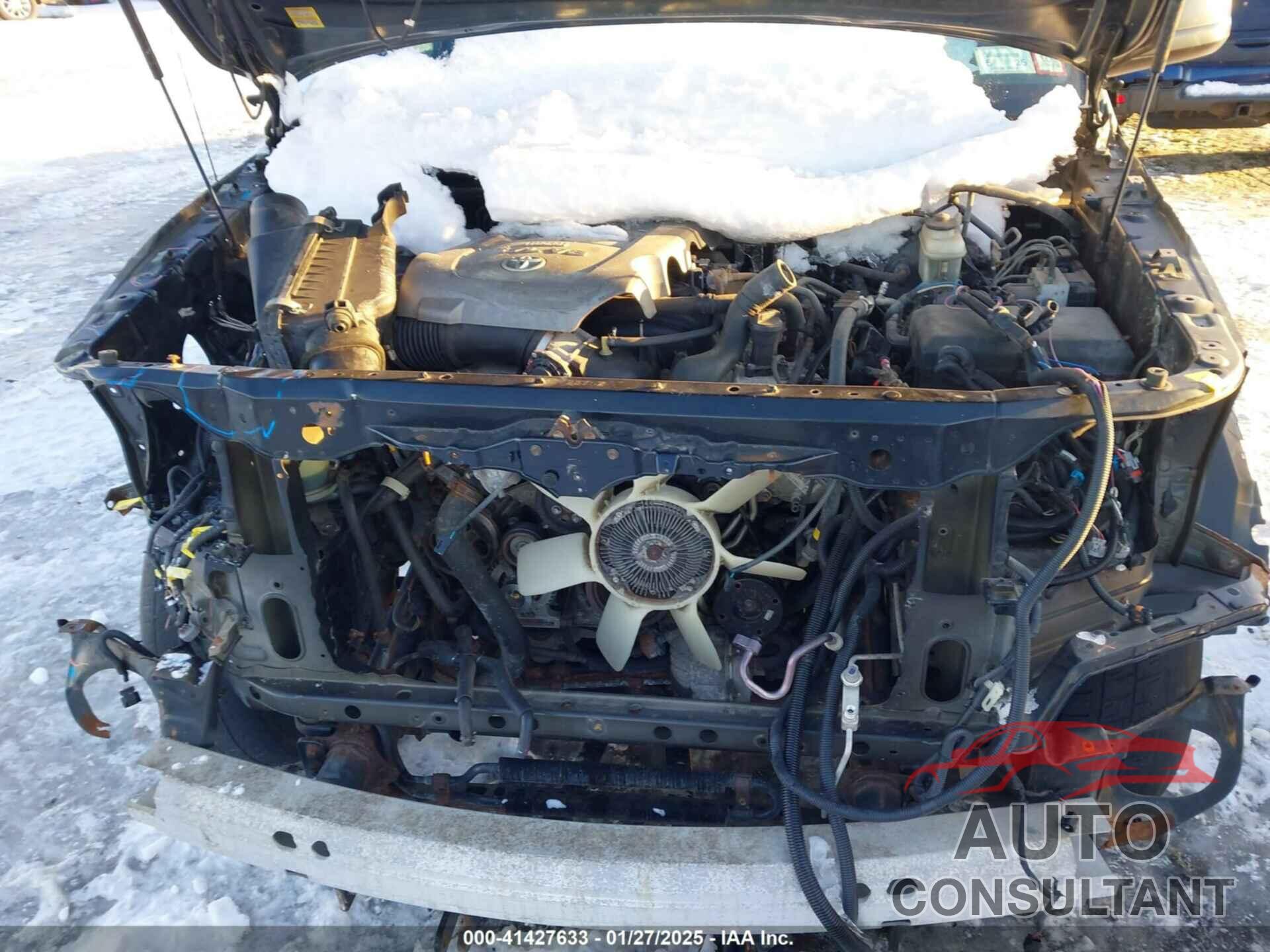 TOYOTA TUNDRA 2010 - 5TFUY5F10AX118484