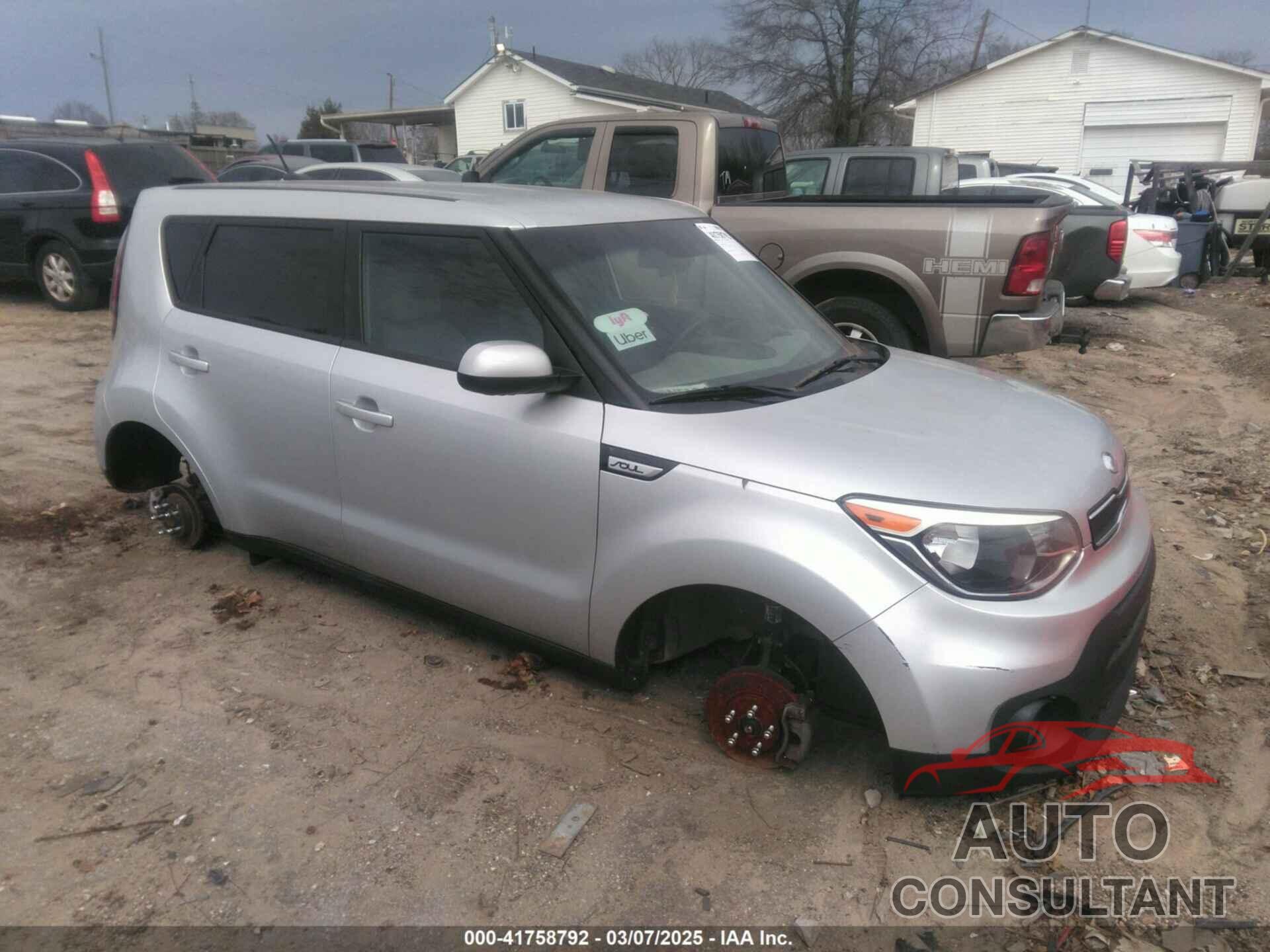 KIA SOUL 2017 - KNDJN2A21H7457260