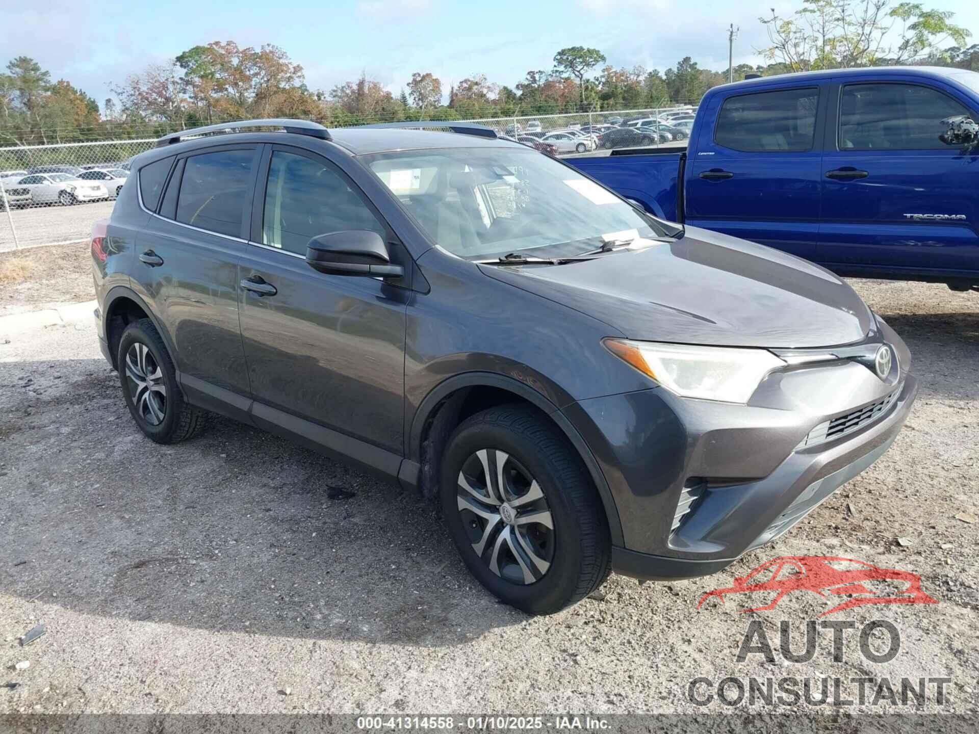 TOYOTA RAV4 2017 - JTMZFREV7HJ129714