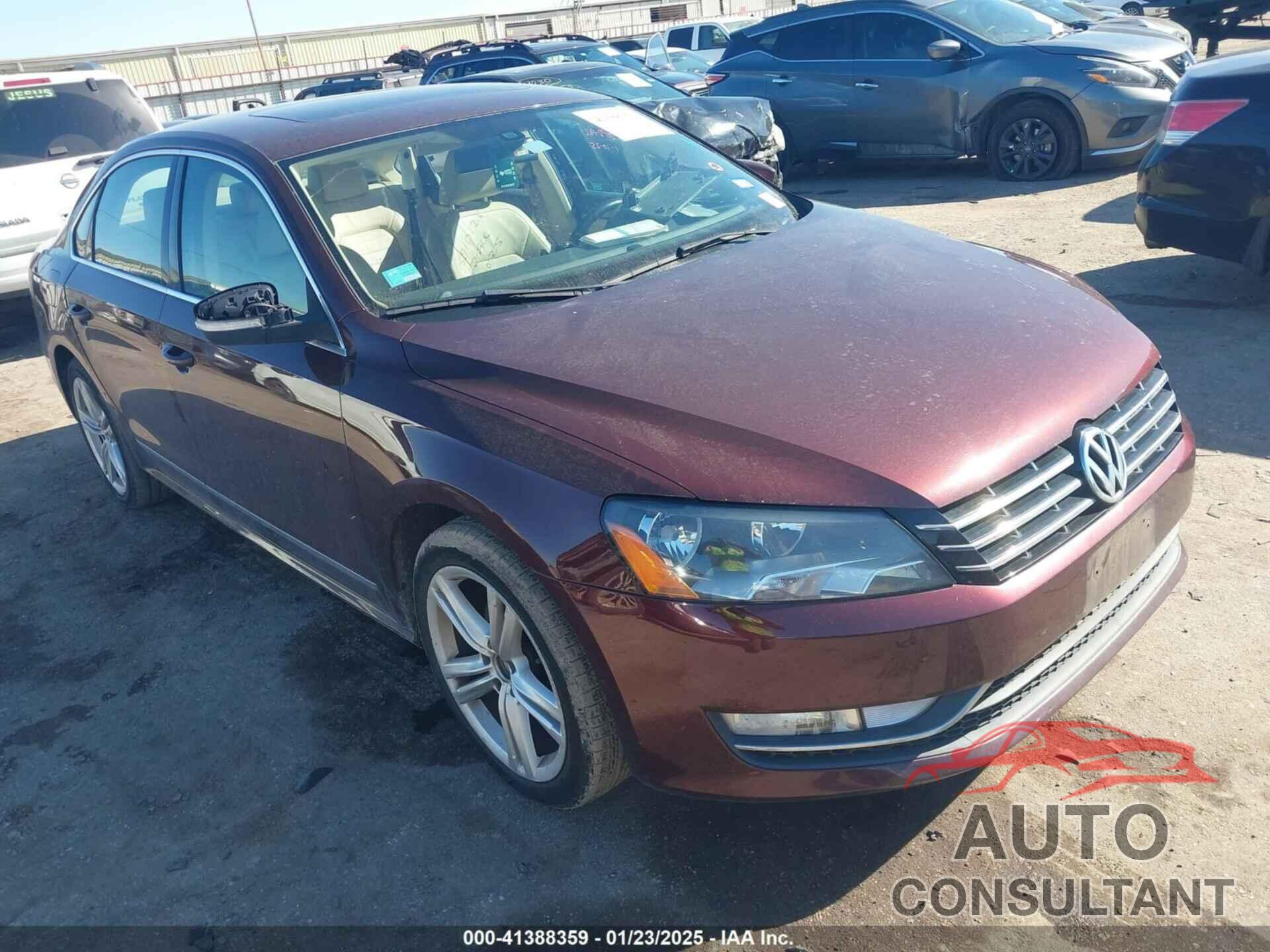 VOLKSWAGEN PASSAT 2012 - 1VWCN7A33CC109424