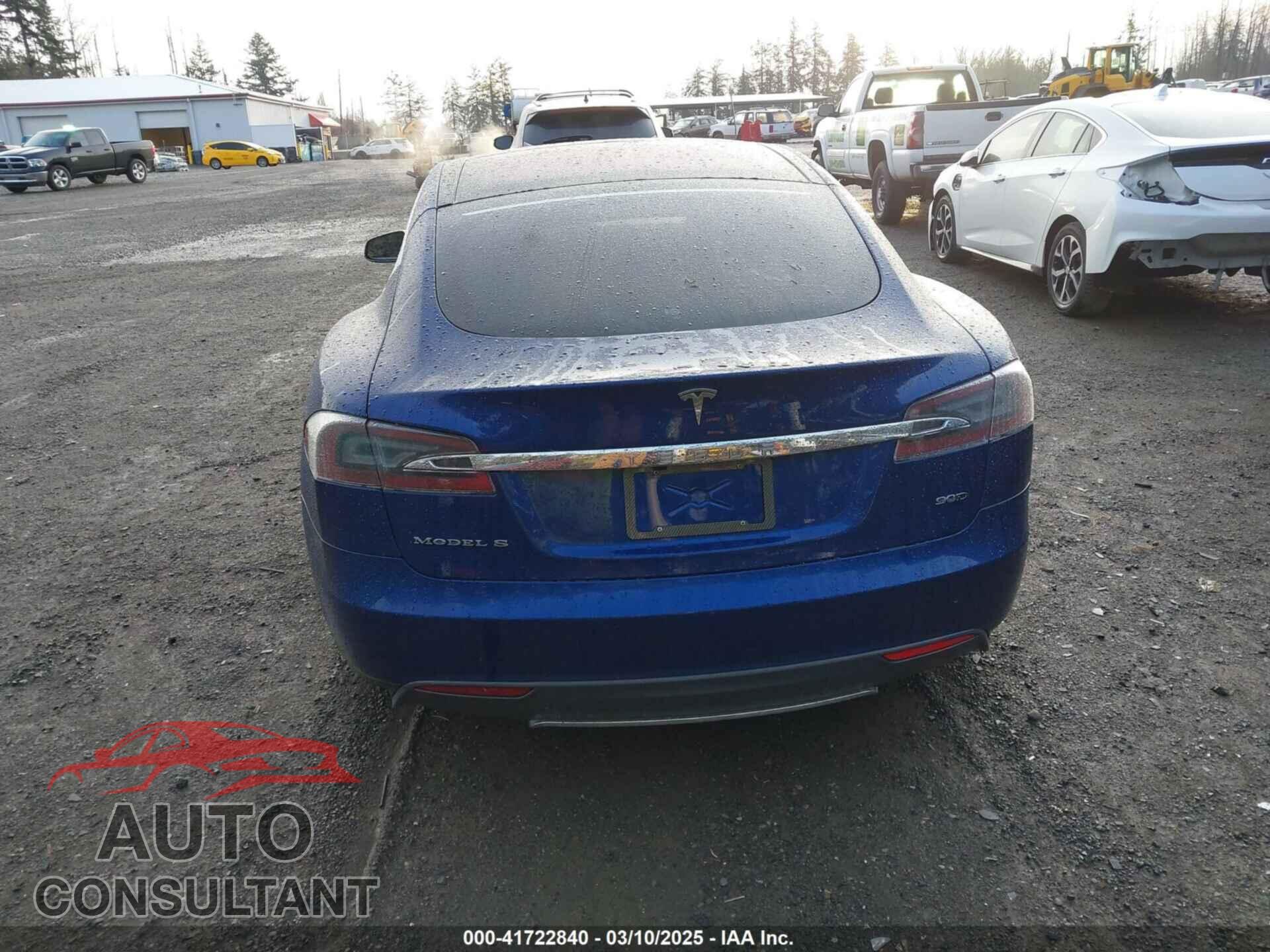 TESLA MODEL S 2015 - 5YJSA1E29FF103935