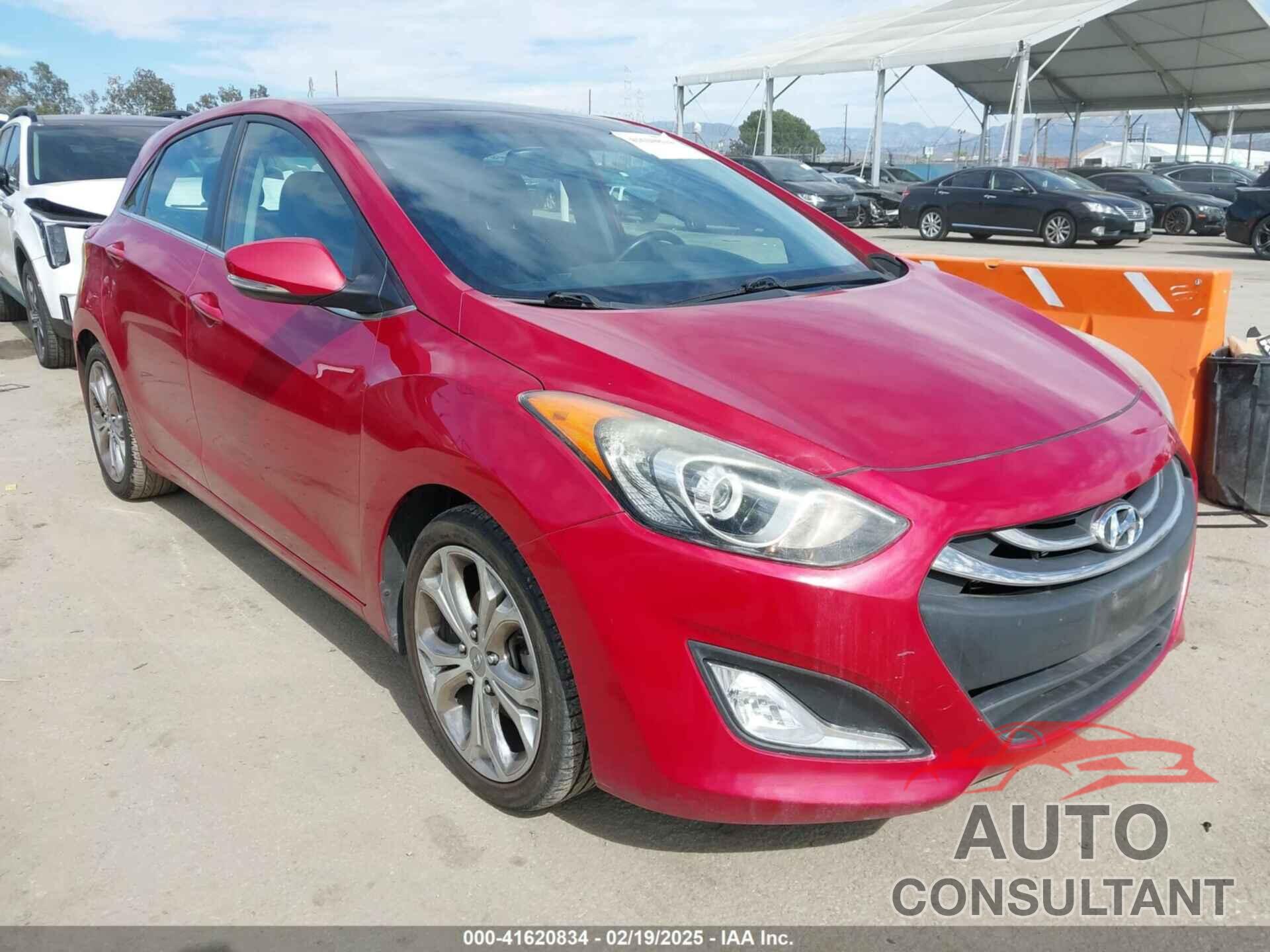 HYUNDAI ELANTRA GT 2014 - KMHD35LH0EU186111