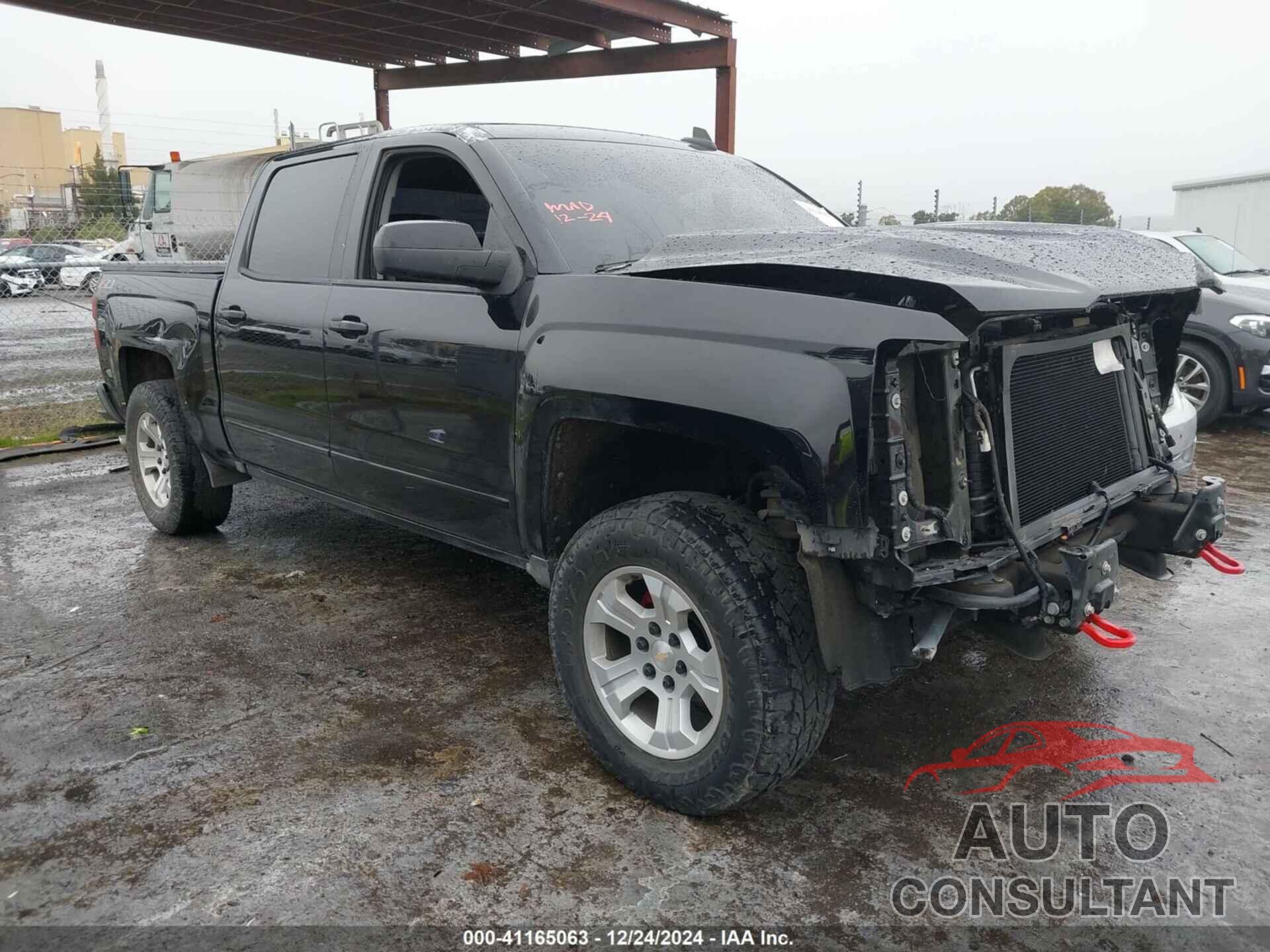 CHEVROLET SILVERADO 1500 2018 - 3GCUKREC3JG337598