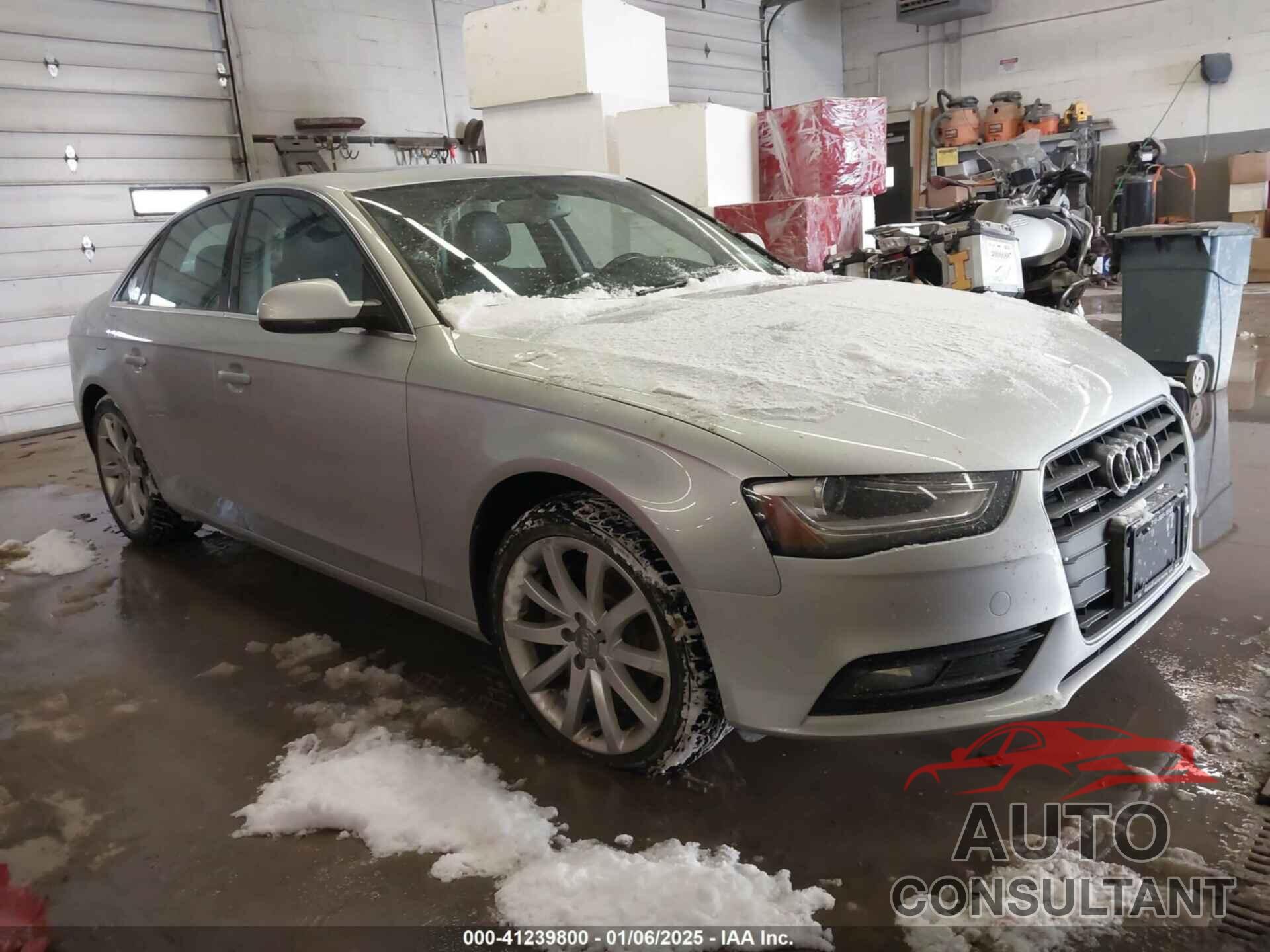 AUDI A4 2013 - WAUFFAFL2DN034611