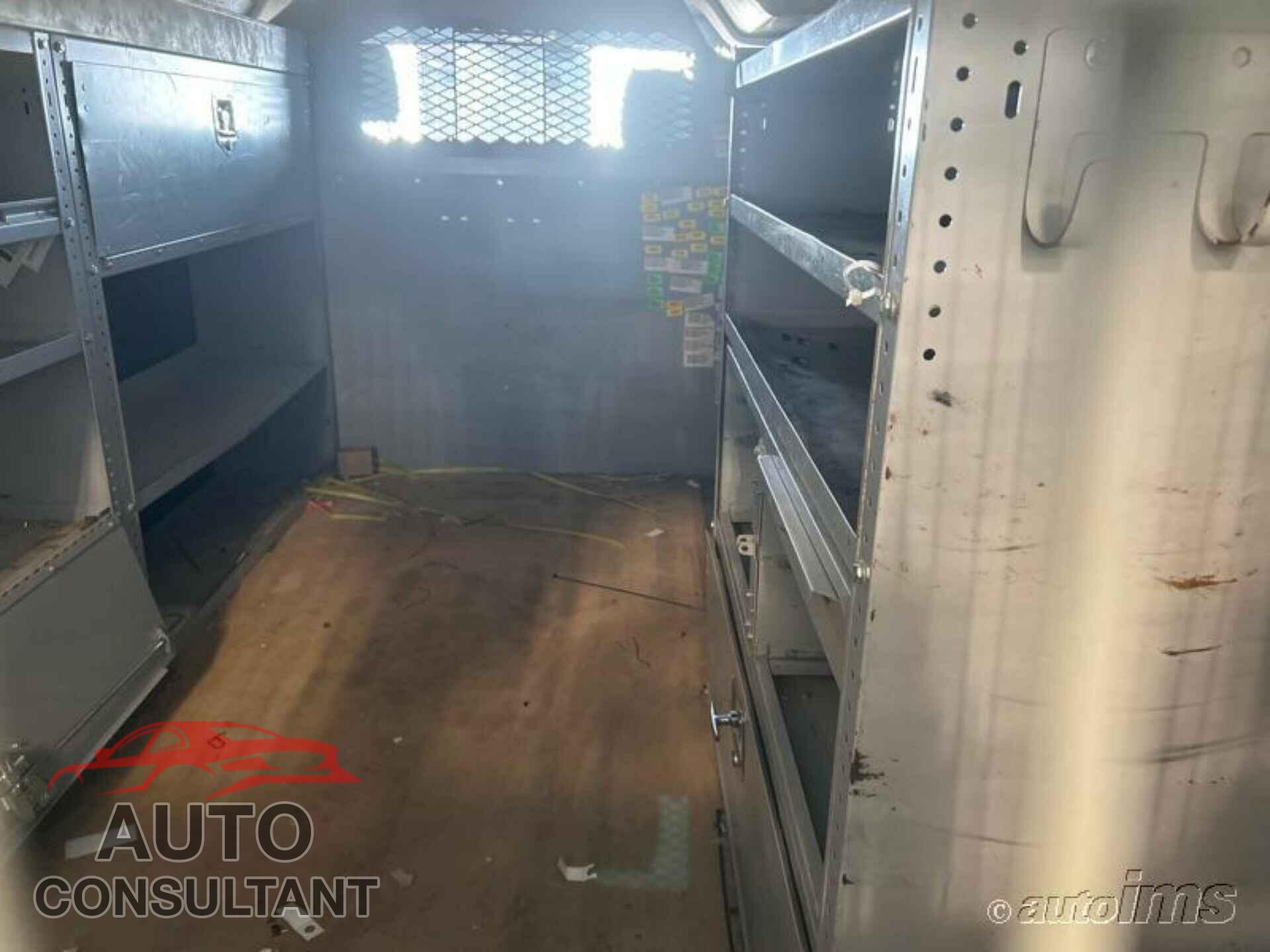 FORD TRANSIT 2015 - 1FTNE1YM1FKB01050
