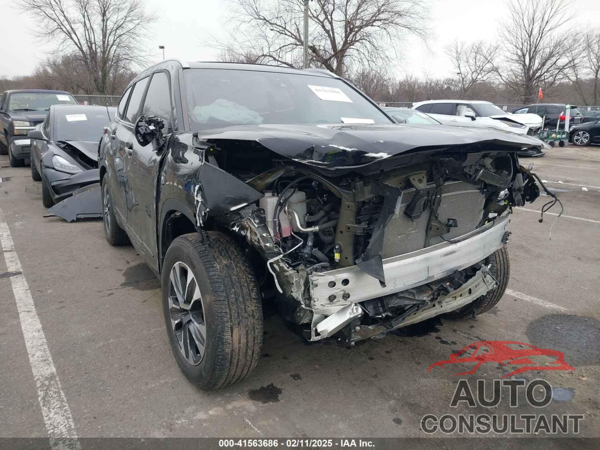 TOYOTA HIGHLANDER 2023 - 5TDKDRBH1PS013495