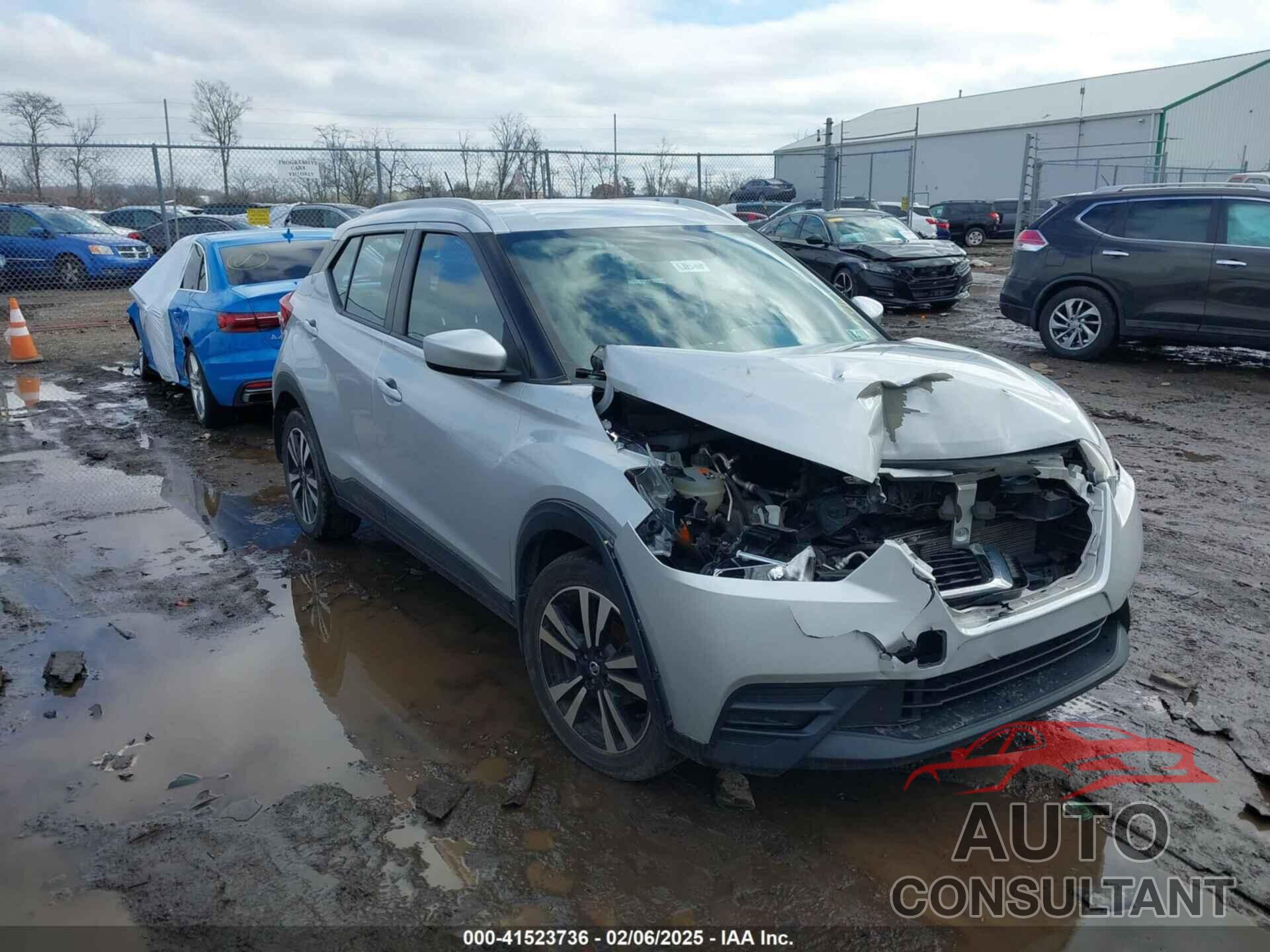 NISSAN KICKS 2018 - 3N1CP5CU6JL536379