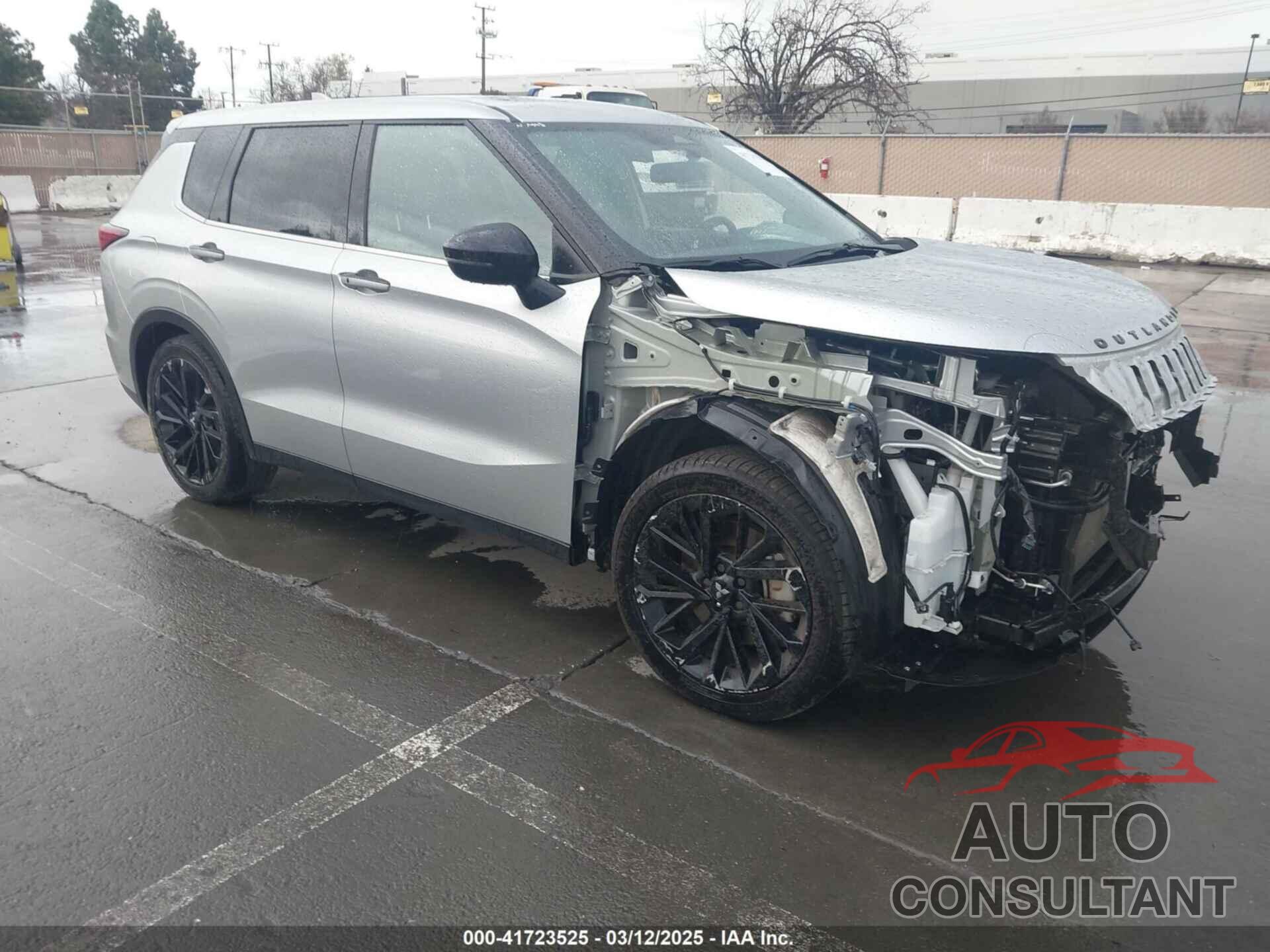 MITSUBISHI OUTLANDER 2022 - JA4J3UA87NZ059213